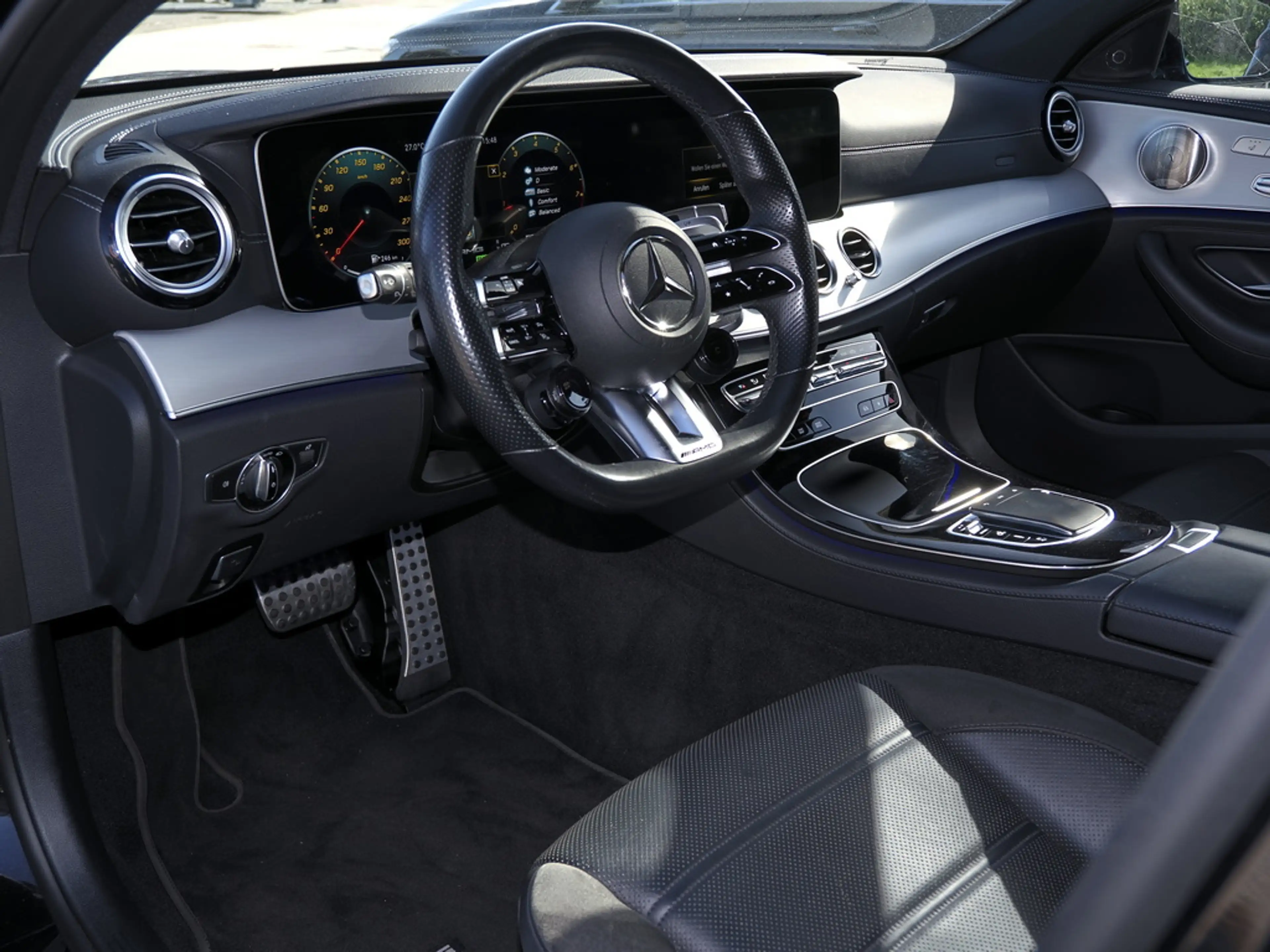 Mercedes-Benz E 53 AMG E 53 T AMG 4M+ DISTRO DRIVERS P. PANO AHK 360 — photo 9