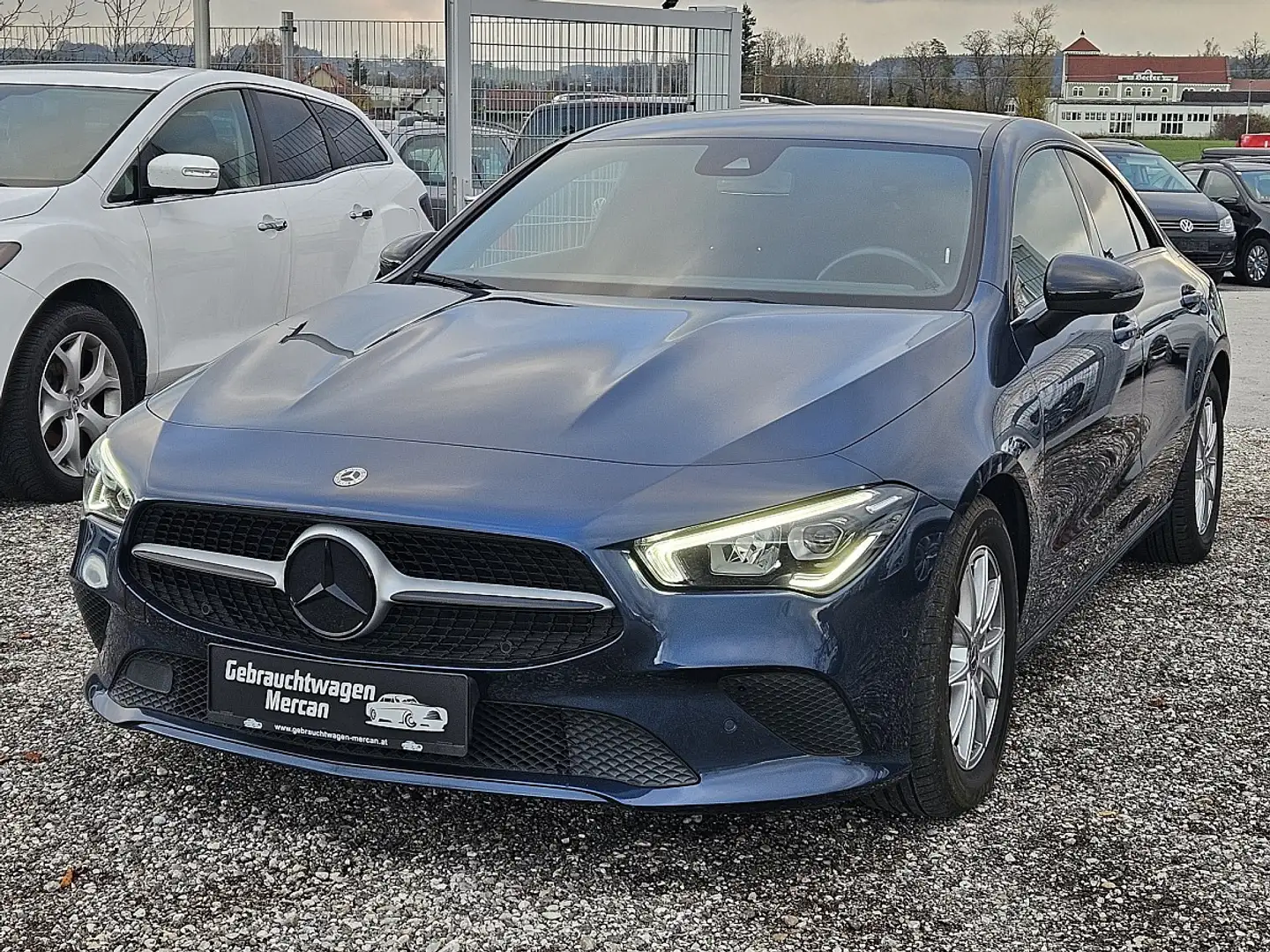 Mercedes-Benz CLA 200 d Blau - 1