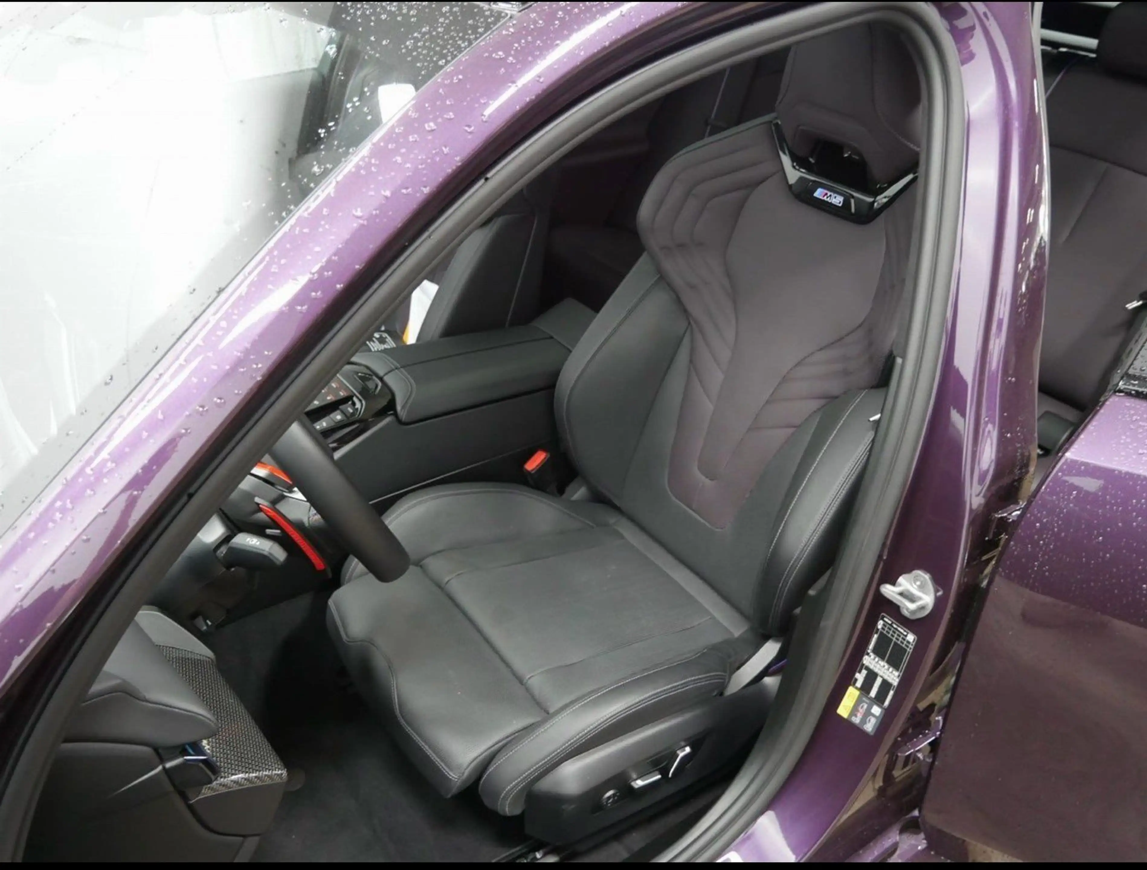 BMW M5 Touring INDIVIDUAL+CARBON+PANO+B&W SOUND — photo 10