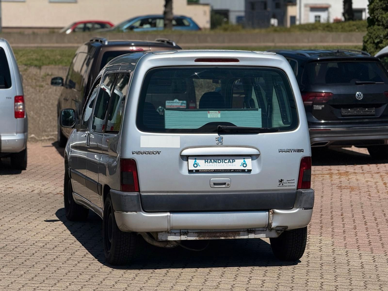 Peugeot Partner Behindertengerecht-Rampe — photo 7