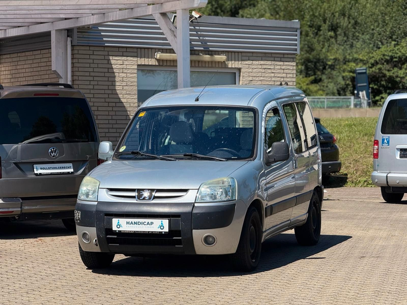 Peugeot Partner Behindertengerecht-Rampe — photo 2