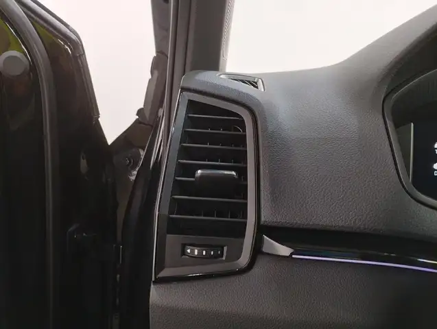 Skoda Karoq view 9
