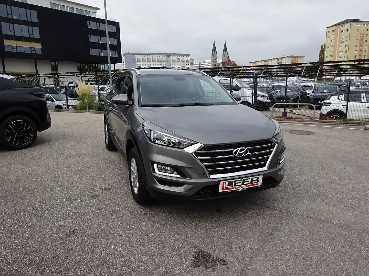 Hyundai TUCSON Tucson 1,6 GDI Run Grau - 2