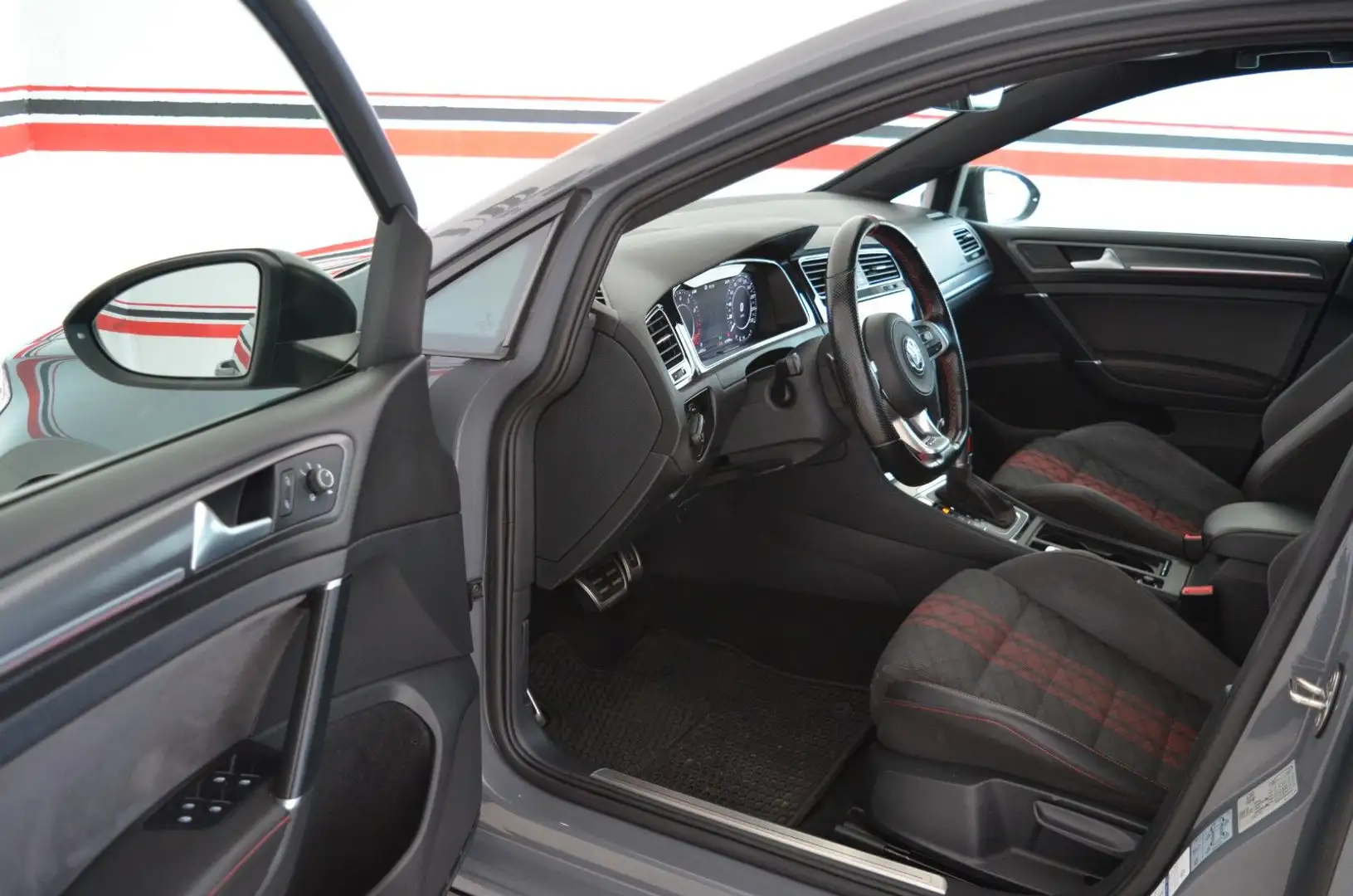 Volkswagen Golf VII GTI TCR | Navi | LED | 19`Alu | Kamera Grey - 2