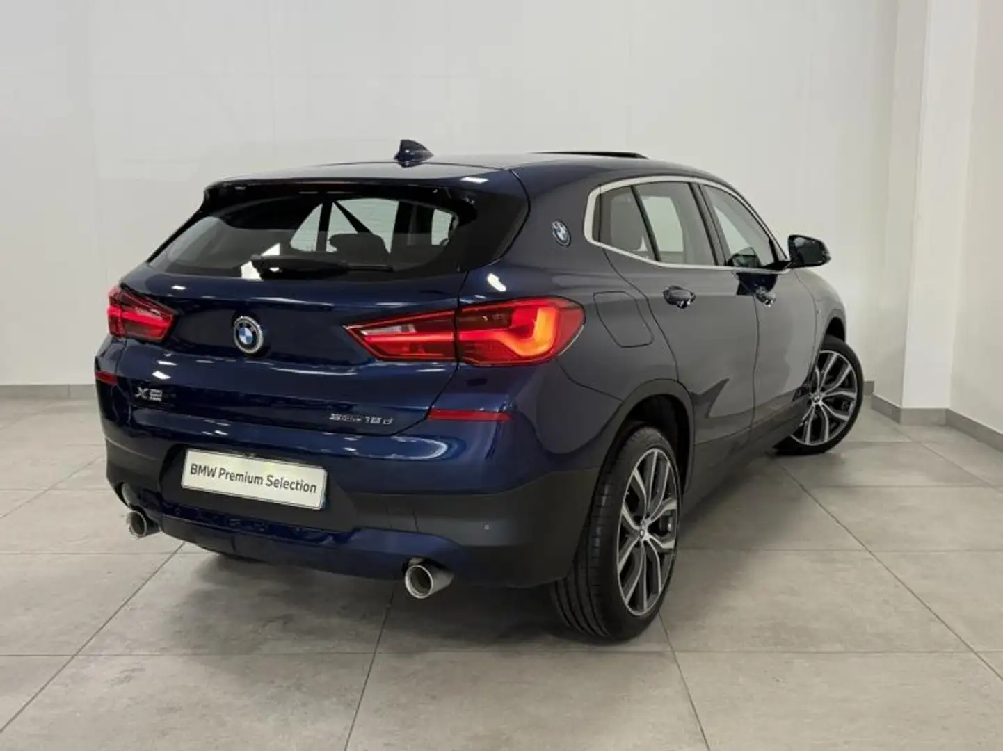 BMW X2 sDrive18dA 150ch Lounge Plus Euro6d-T Bleu - 2