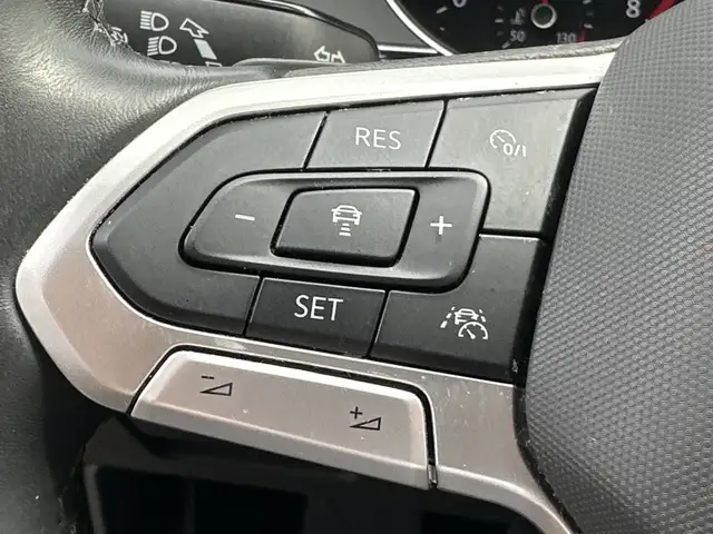 Volkswagen Passat view 15