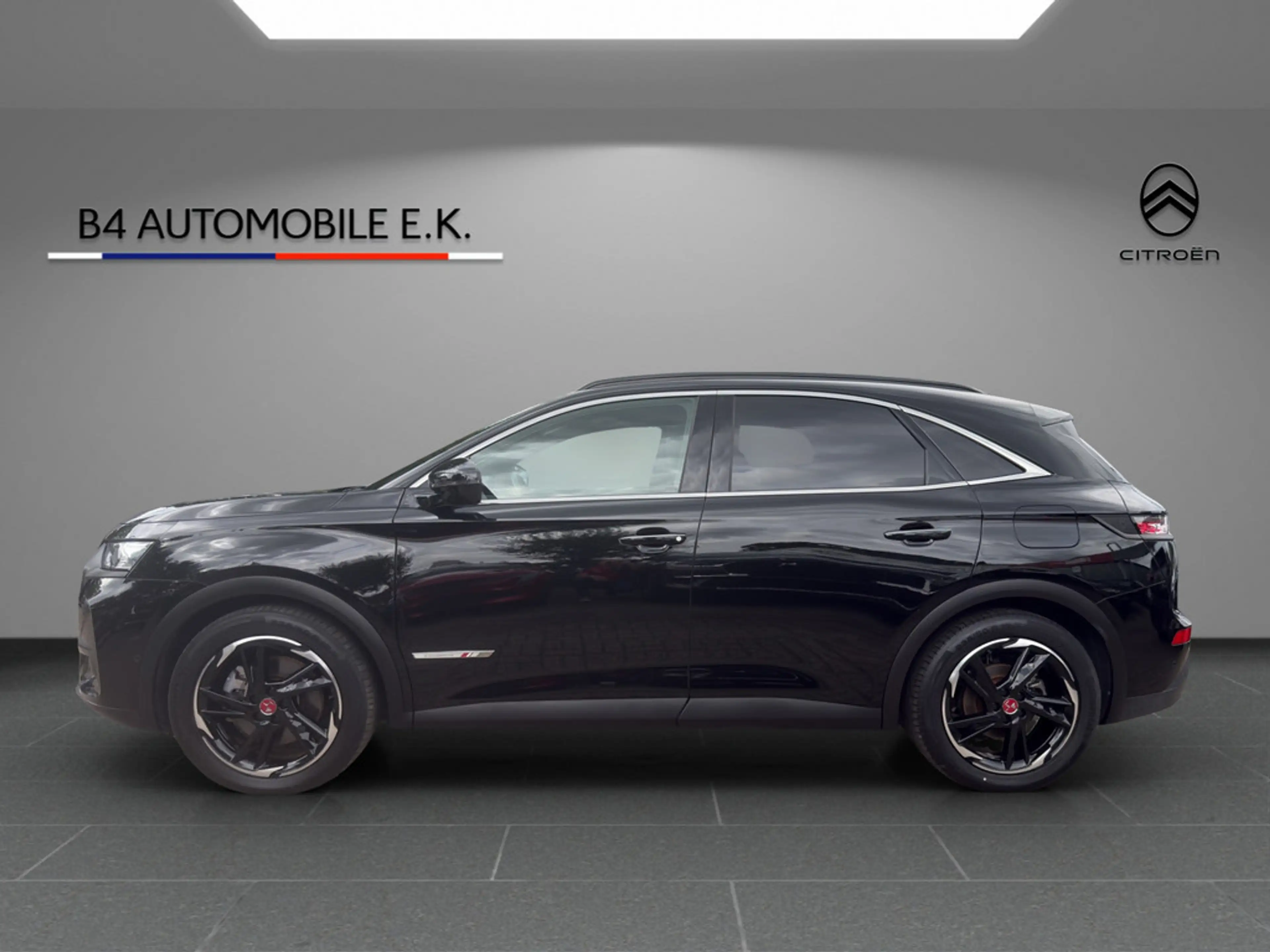 DS Automobiles DS 7 Crossback — photo 8