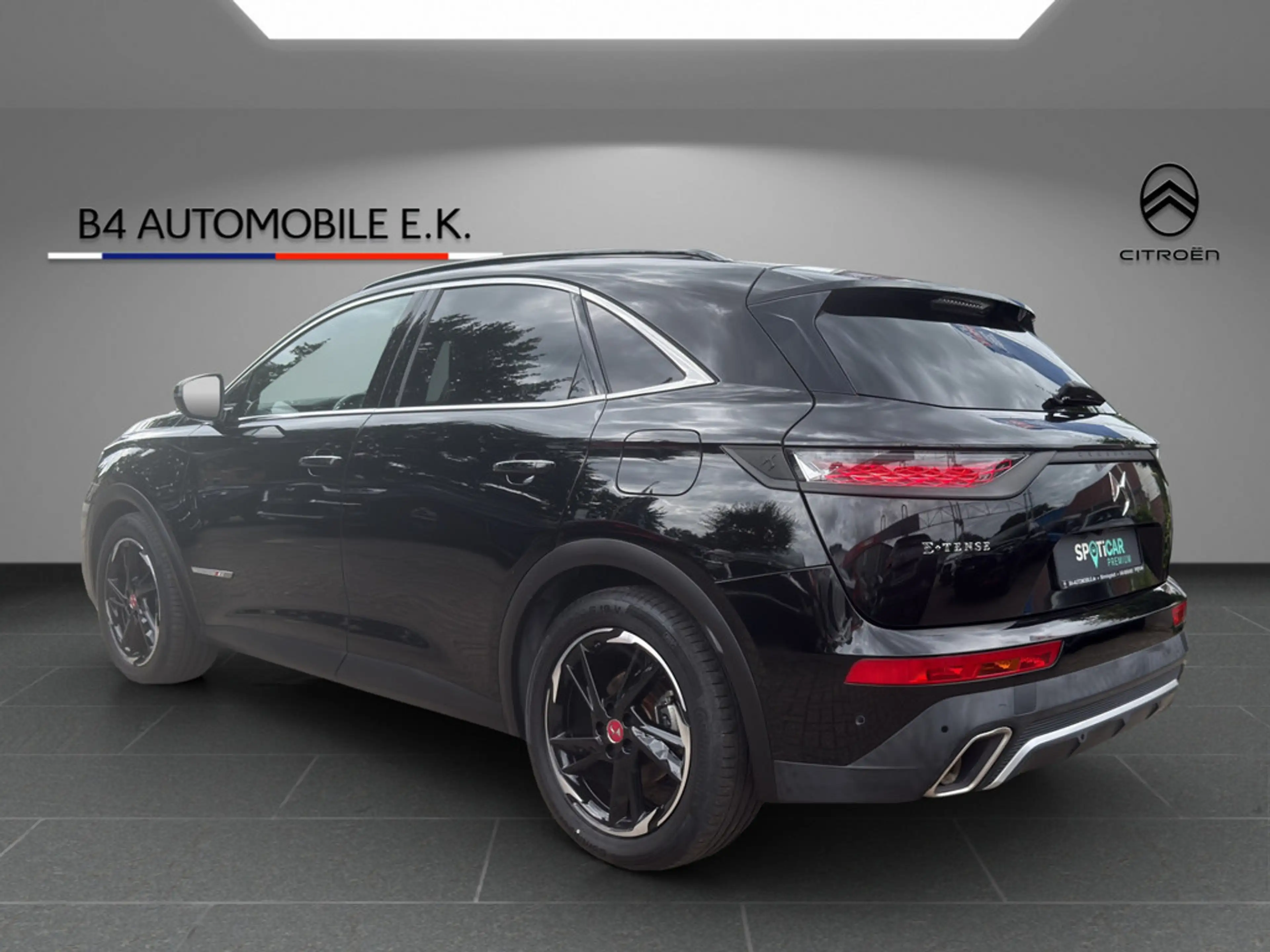 DS Automobiles DS 7 Crossback — photo 7