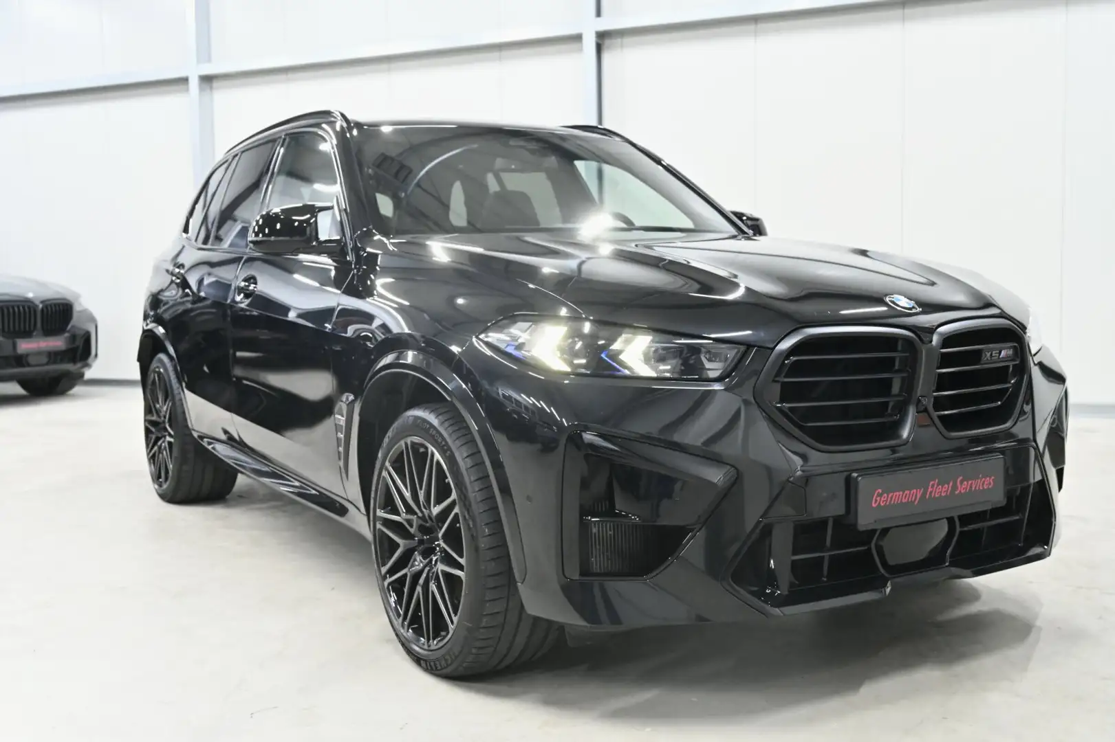 BMW X5 M X5 M Competition M-DRIVER-P*MASSAGE*PANO-SKY*B&W Schwarz - 2