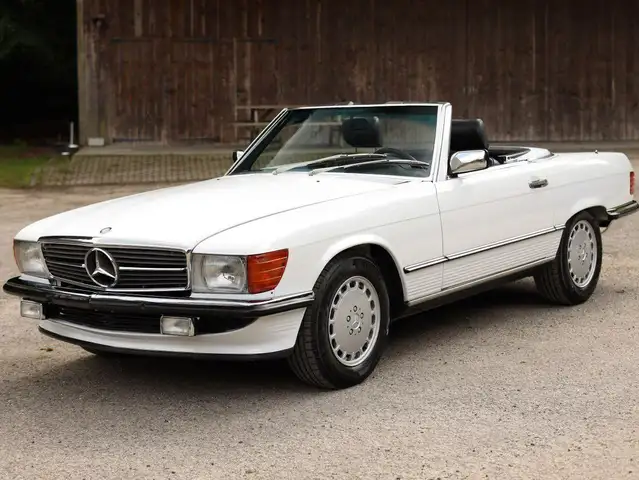 Mercedes-Benz 560 SL Cabrio