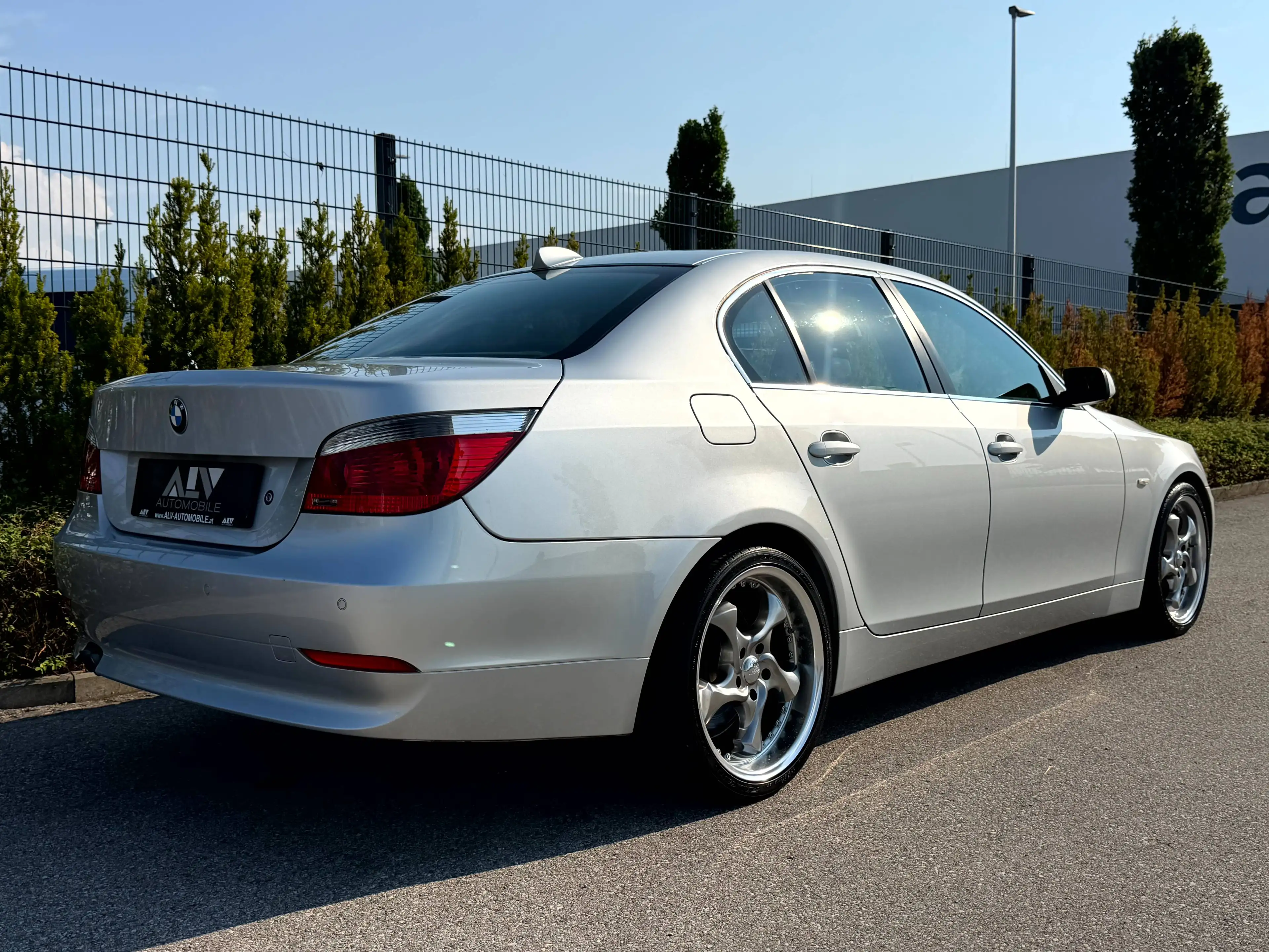 BMW 525 525d Limousine Automatik — photo 4