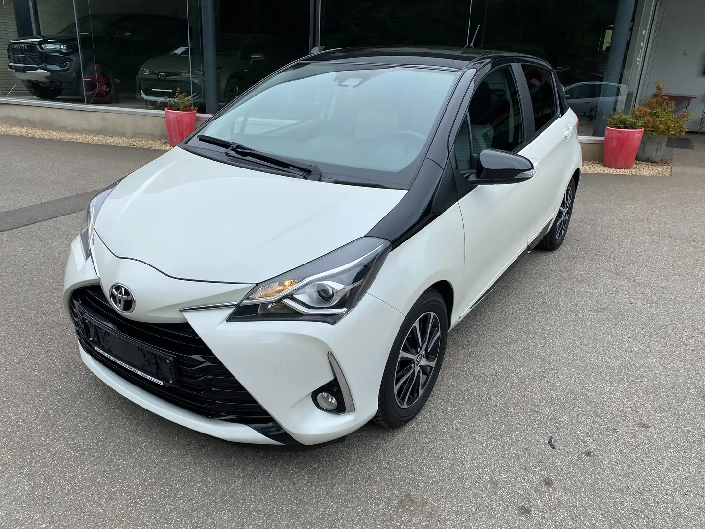 Toyota Yaris 1.0i VVT-i Two-Tone Blanc - 1