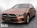 Mercedes-Benz A 250 e Kompaktlimousine MBUX+RüKam+LED+AHK+19 Brons - thumbnail 1