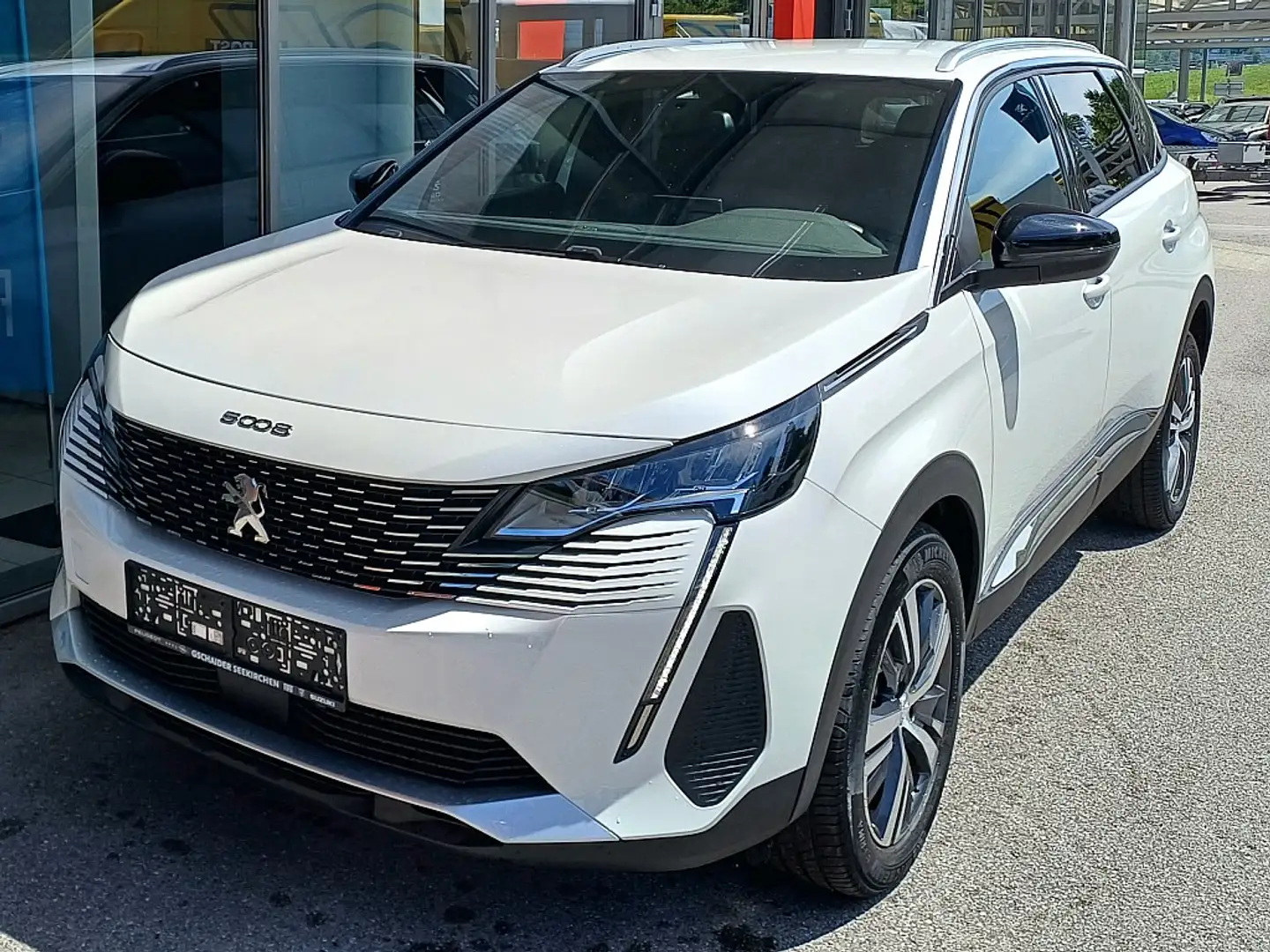 Peugeot 5008 PureTech 130 6-Gang-Manuell Allure Wit - 2