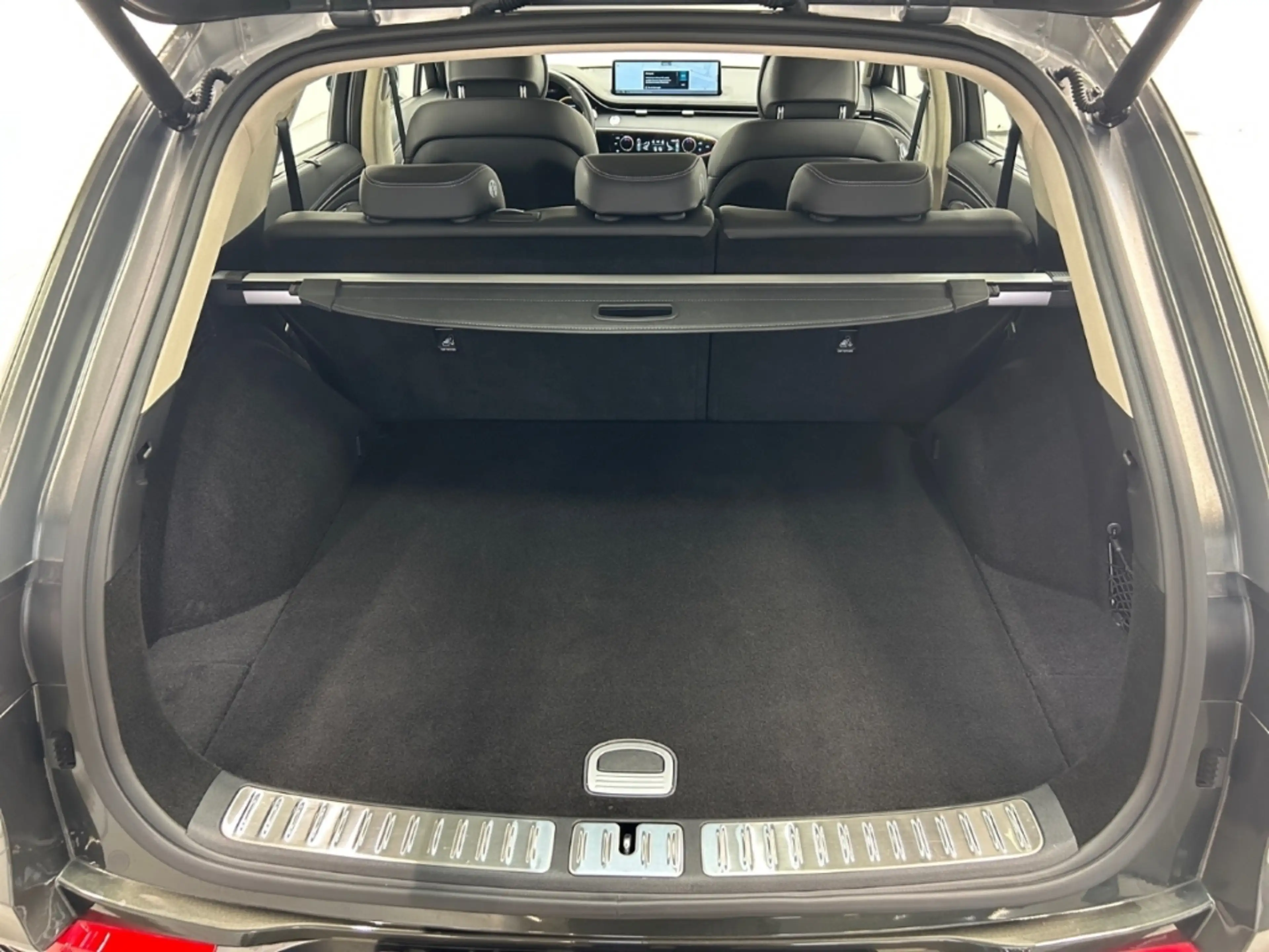 Genesis GV70 Luxury 4WD — photo 14