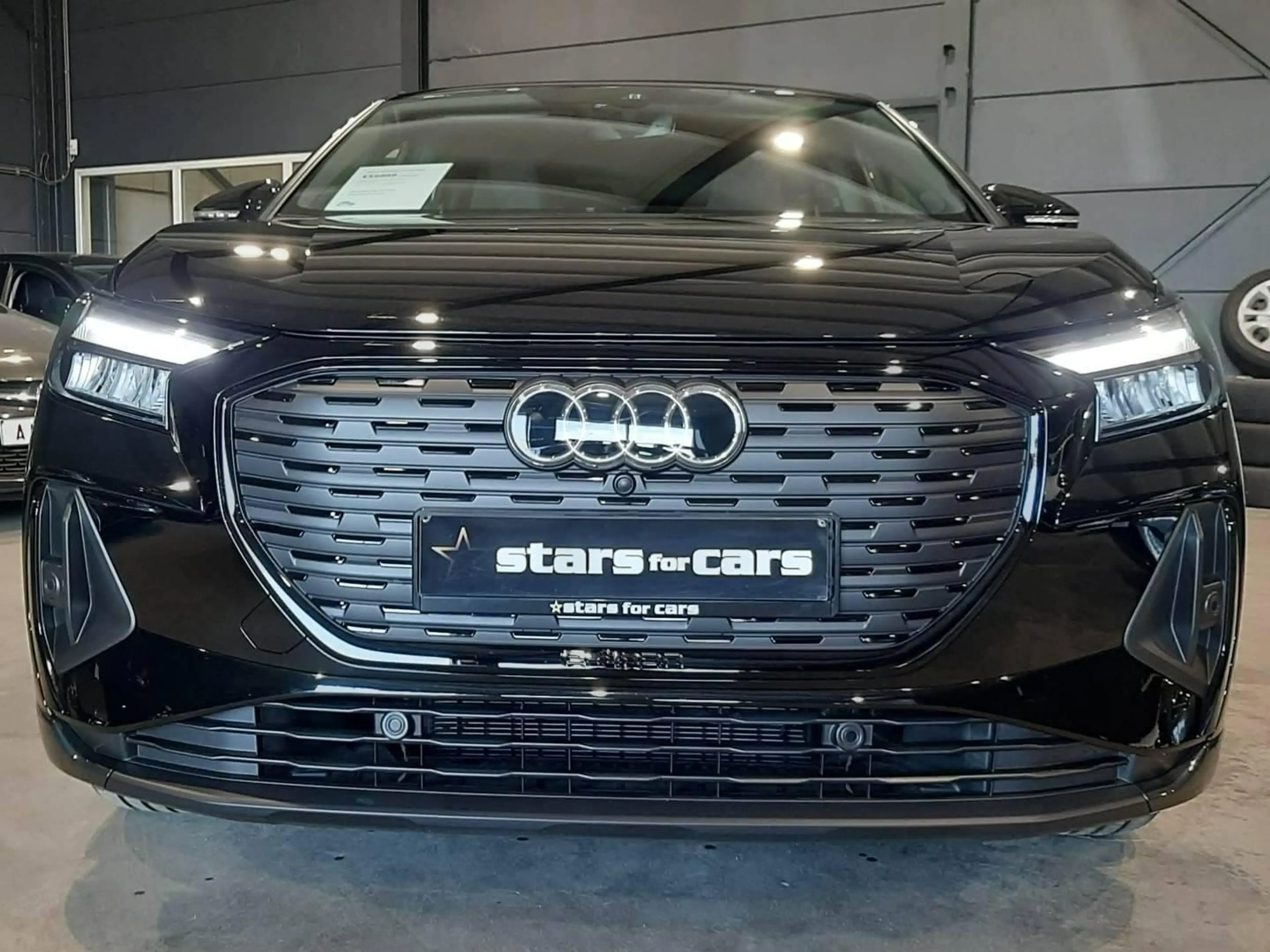 Audi Q4 e-tron e-Tron 82 kWh 40 S line Sportback Black Pack — photo 10