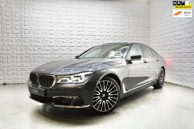 BMW 740 7-serie 740i High Executive SCHUIFDAK HEAD UP 360
