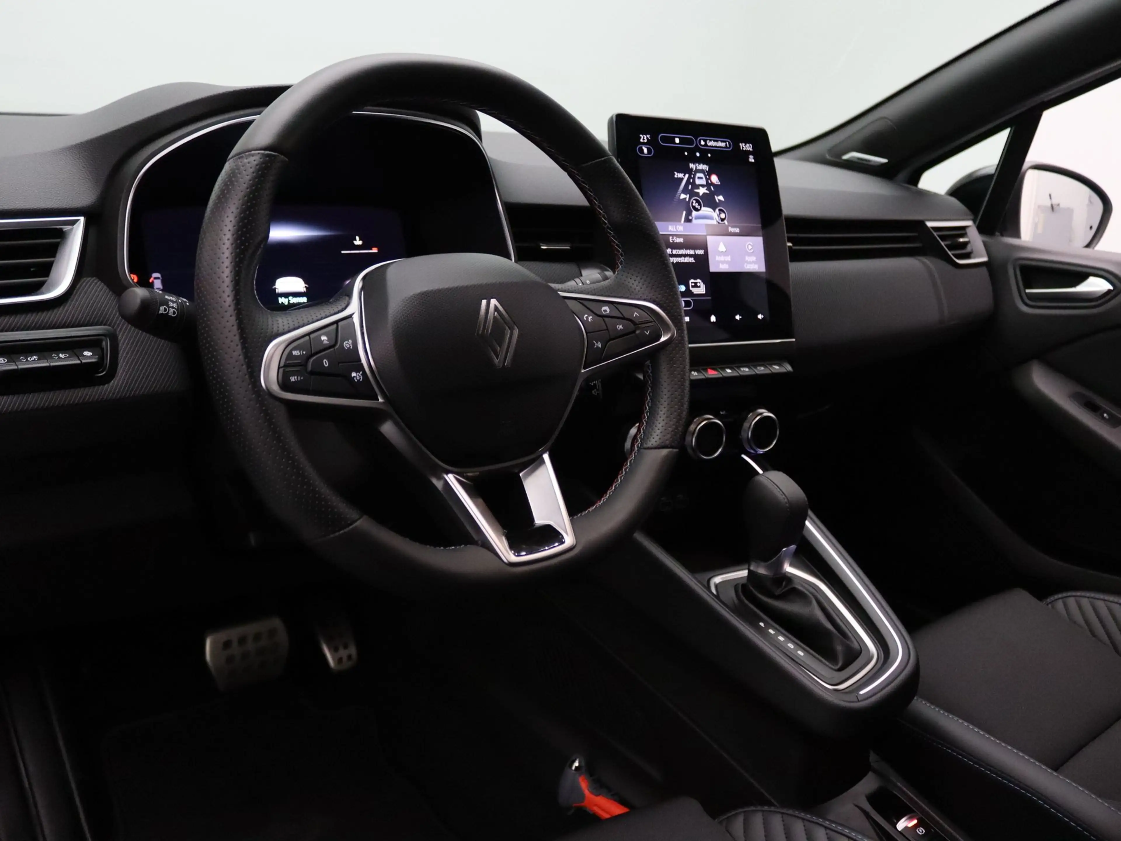 Renault Clio 145pk E-Tech Full Hybrid esprit Alpine Apple Carpl — photo 3