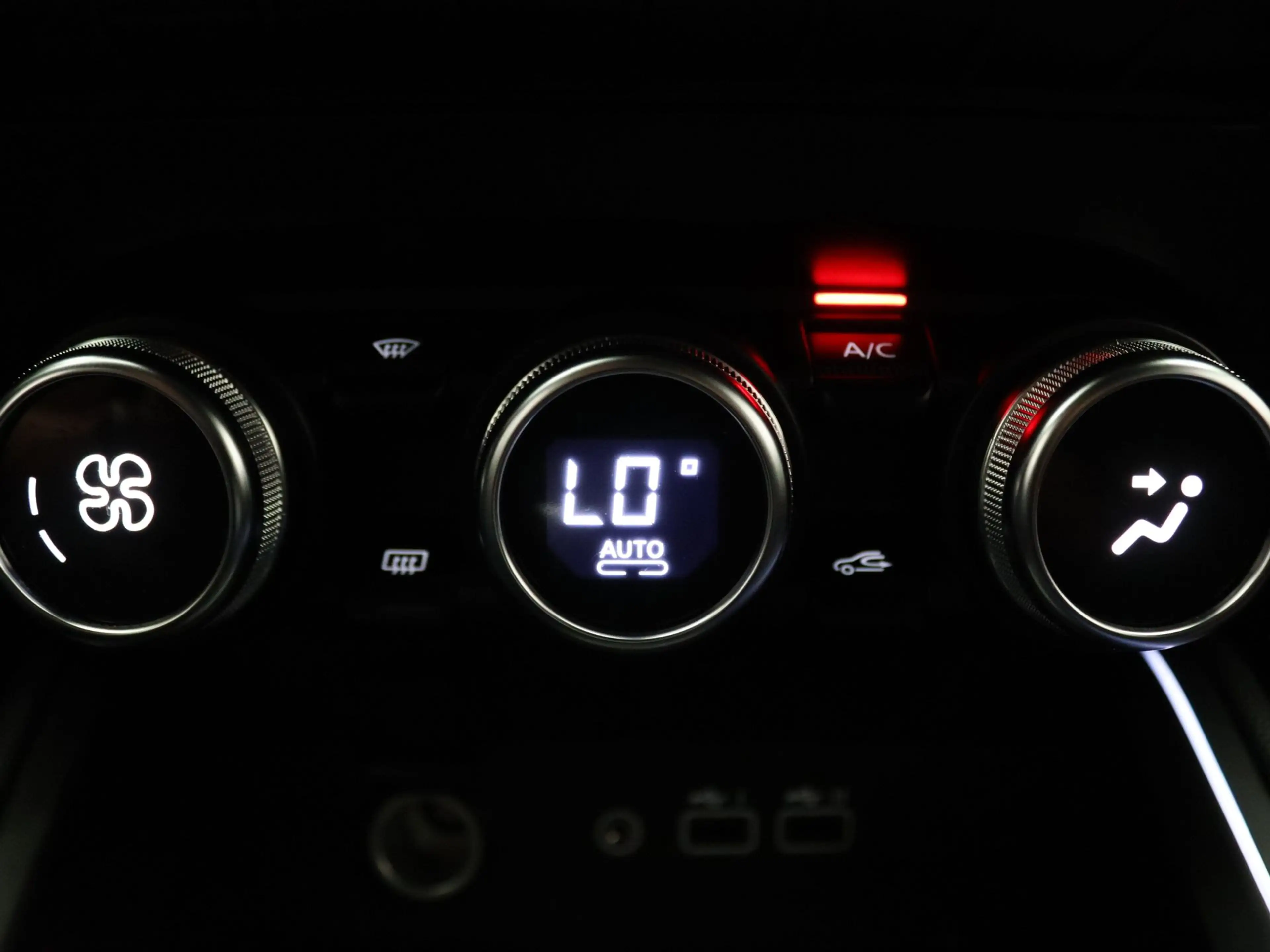 Renault Clio 145pk E-Tech Full Hybrid esprit Alpine Apple Carpl — photo 6