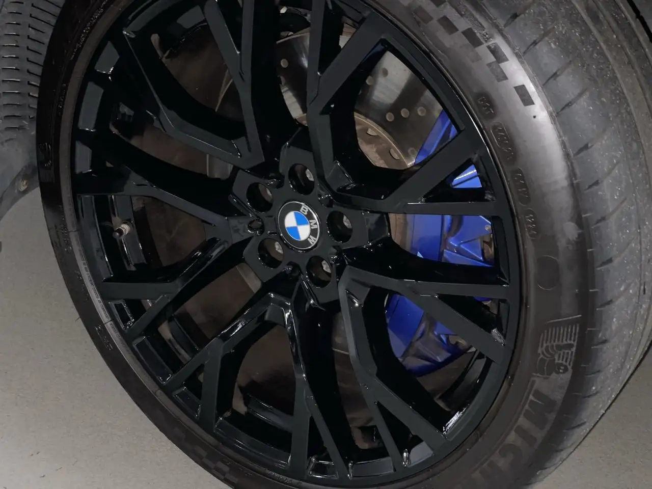 BMW X6 M снимка BMW X6 M