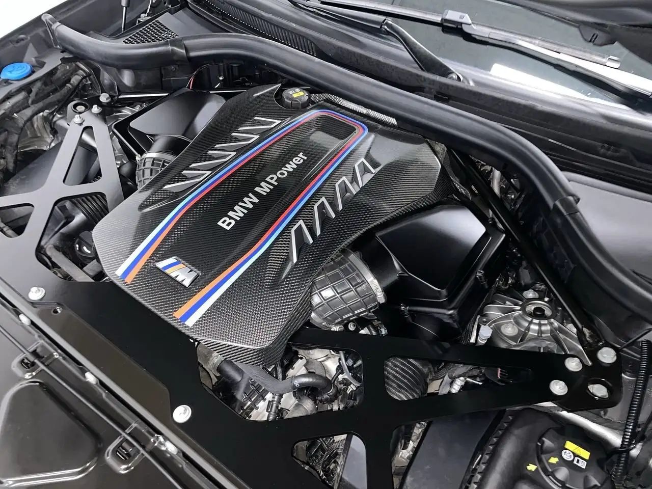 BMW X6 M снимка BMW X6 M