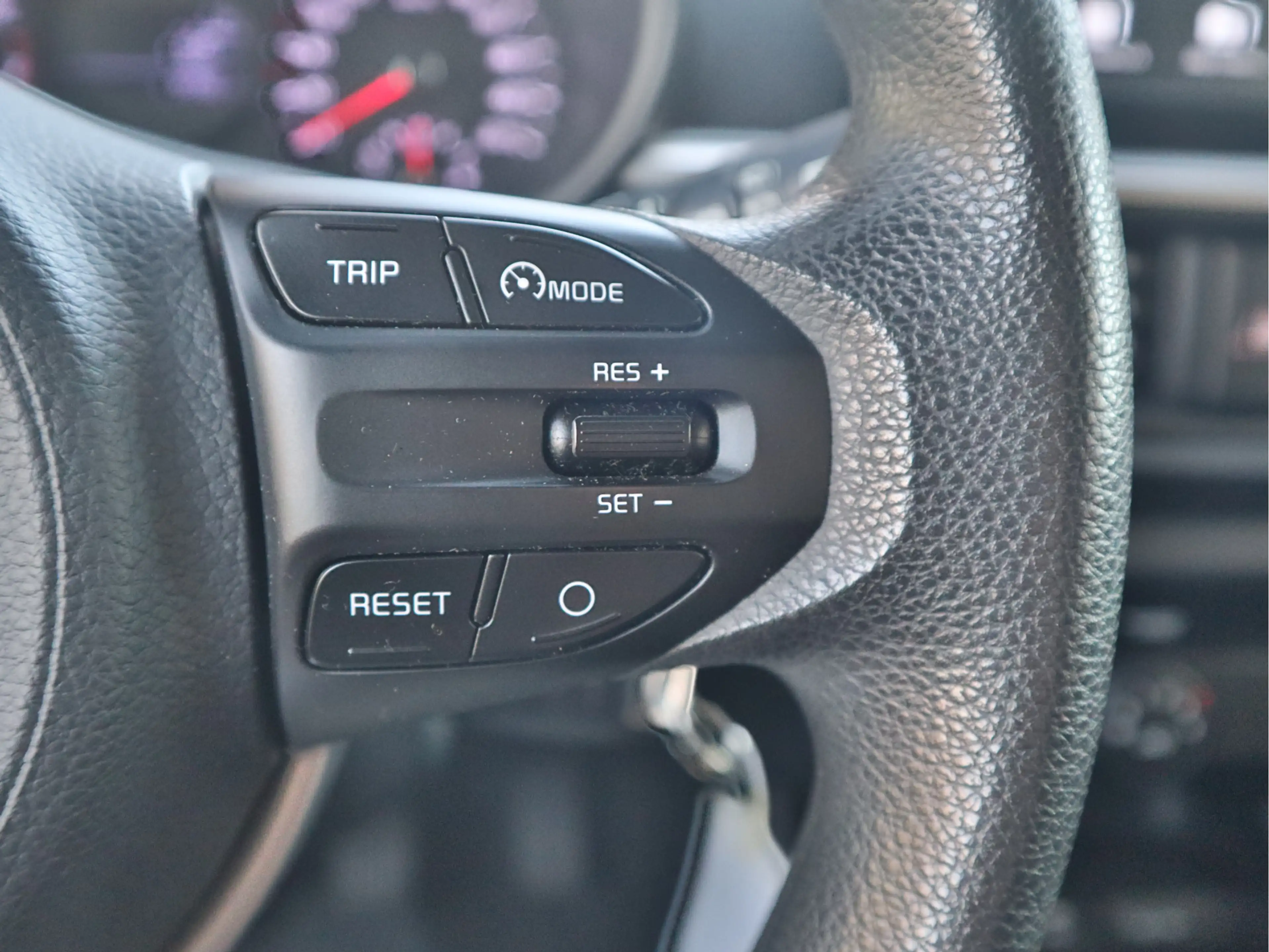 Kia Picanto 1.0 MPi ComfortPlusLine | Navigatie | Camera | Cru — photo 8