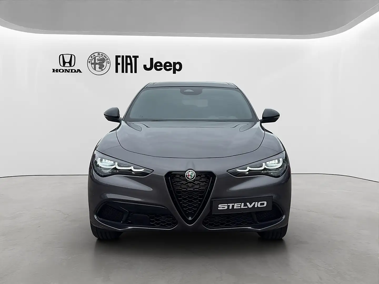 Alfa Romeo Stelvio Veloce280 AT8 Q4 *LP €90.200* Grau - 2