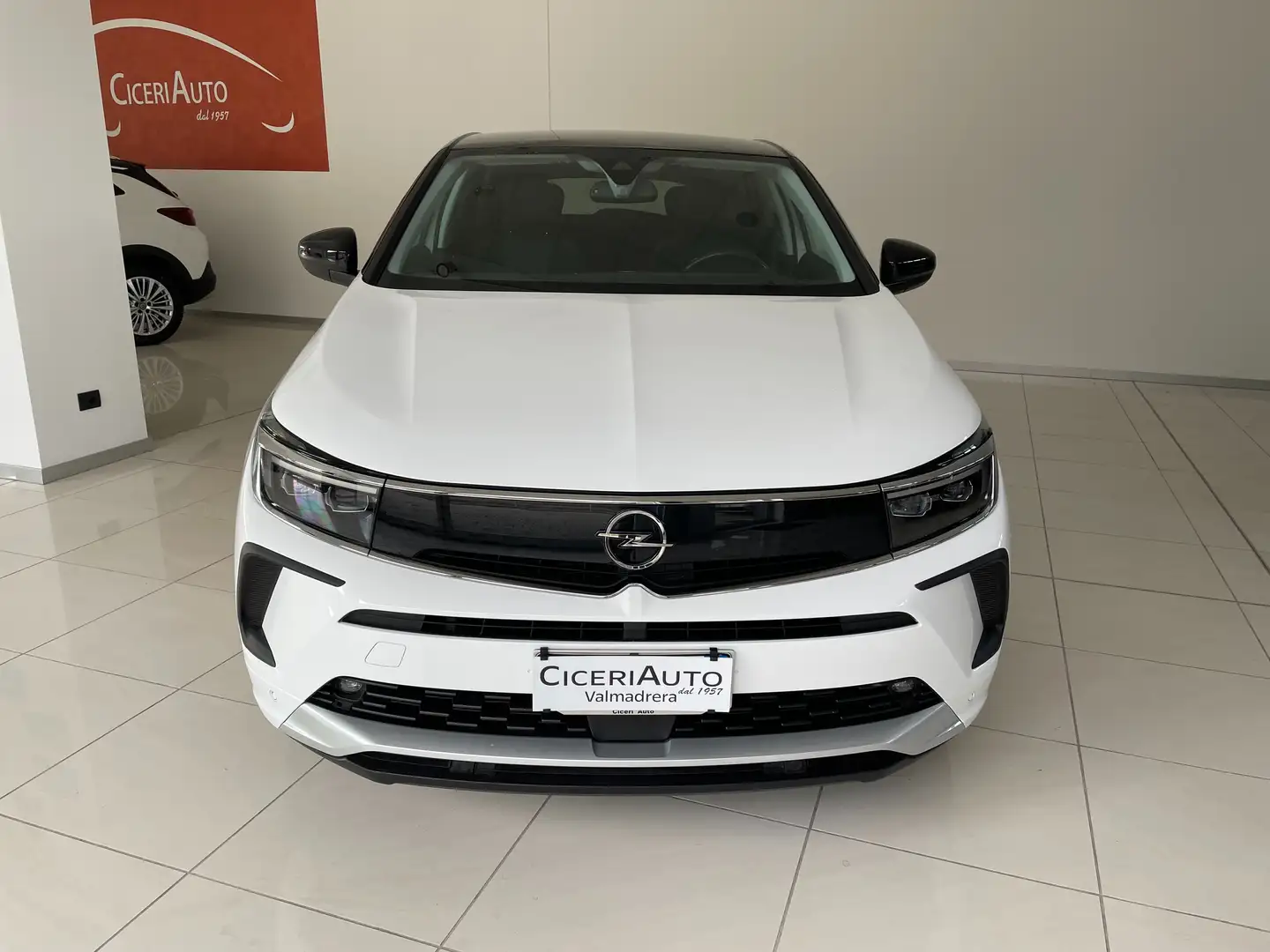 Opel Grandland X 1.5 Td Business Elegance prezzo Promo finanz. Білий - 2