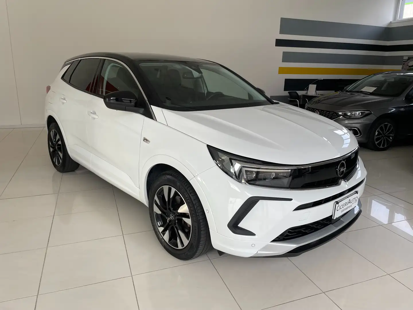Opel Grandland X 1.5 Td Business Elegance prezzo Promo finanz. Білий - 1