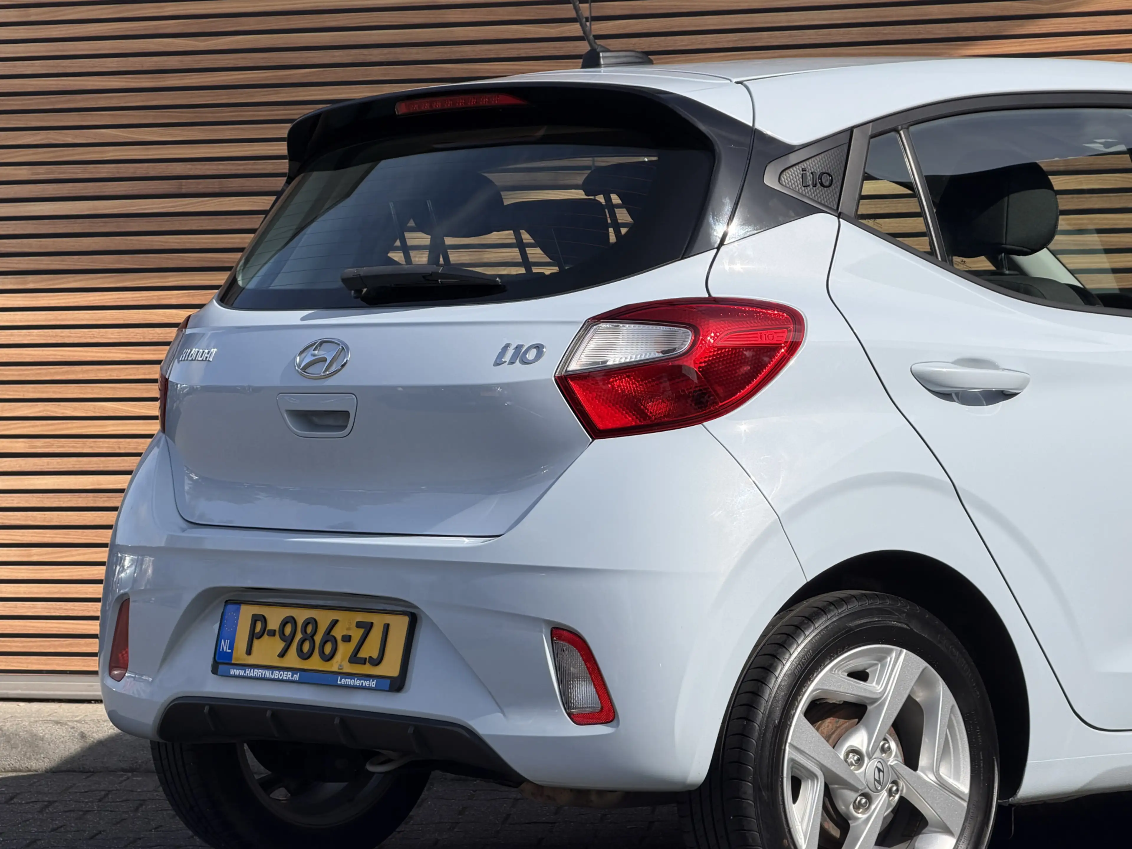 Hyundai i10 1.0 Comfort 5-zits Lm velgen / Automaat — photo 11