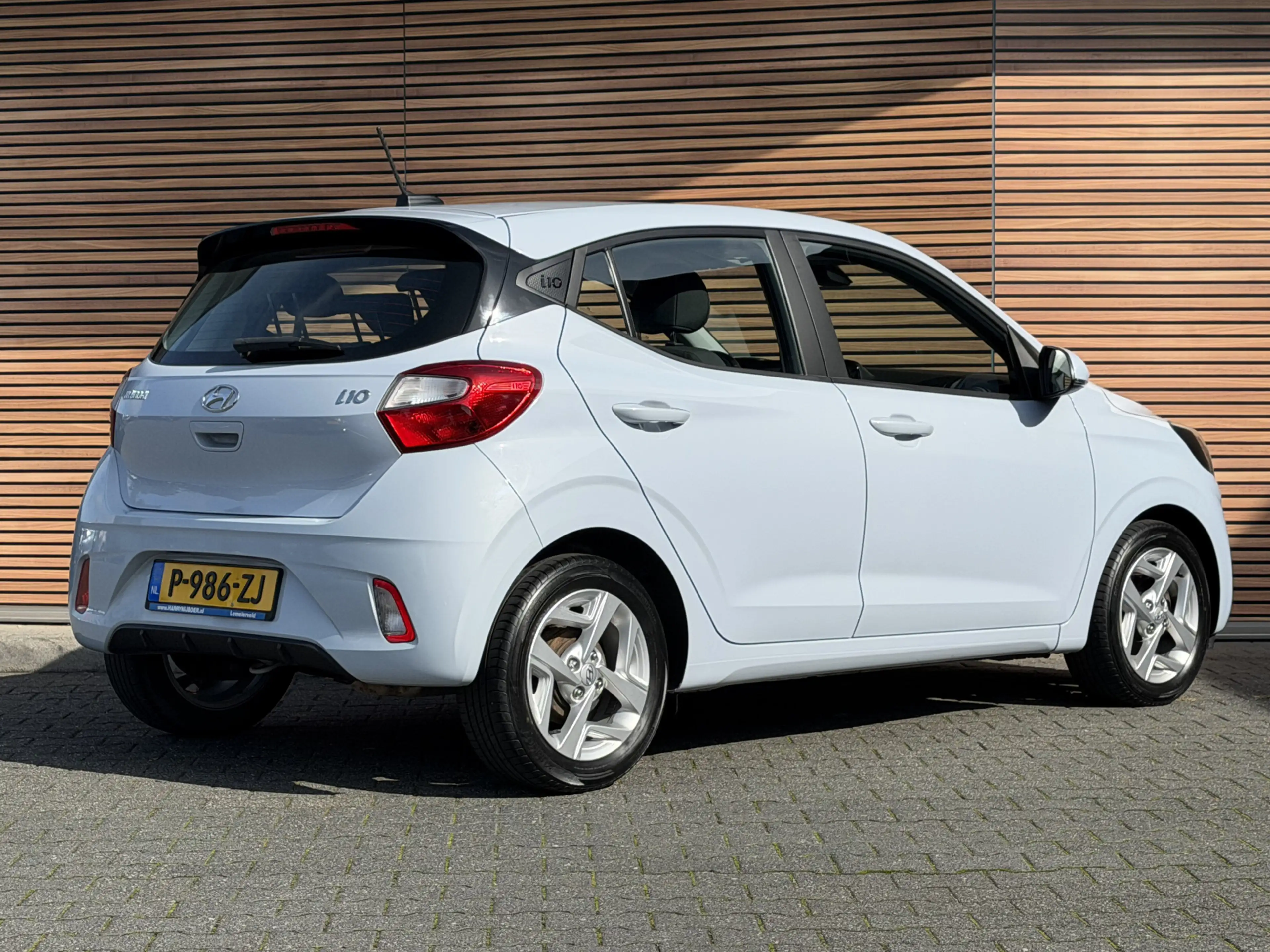 Hyundai i10 1.0 Comfort 5-zits Lm velgen / Automaat — photo 12