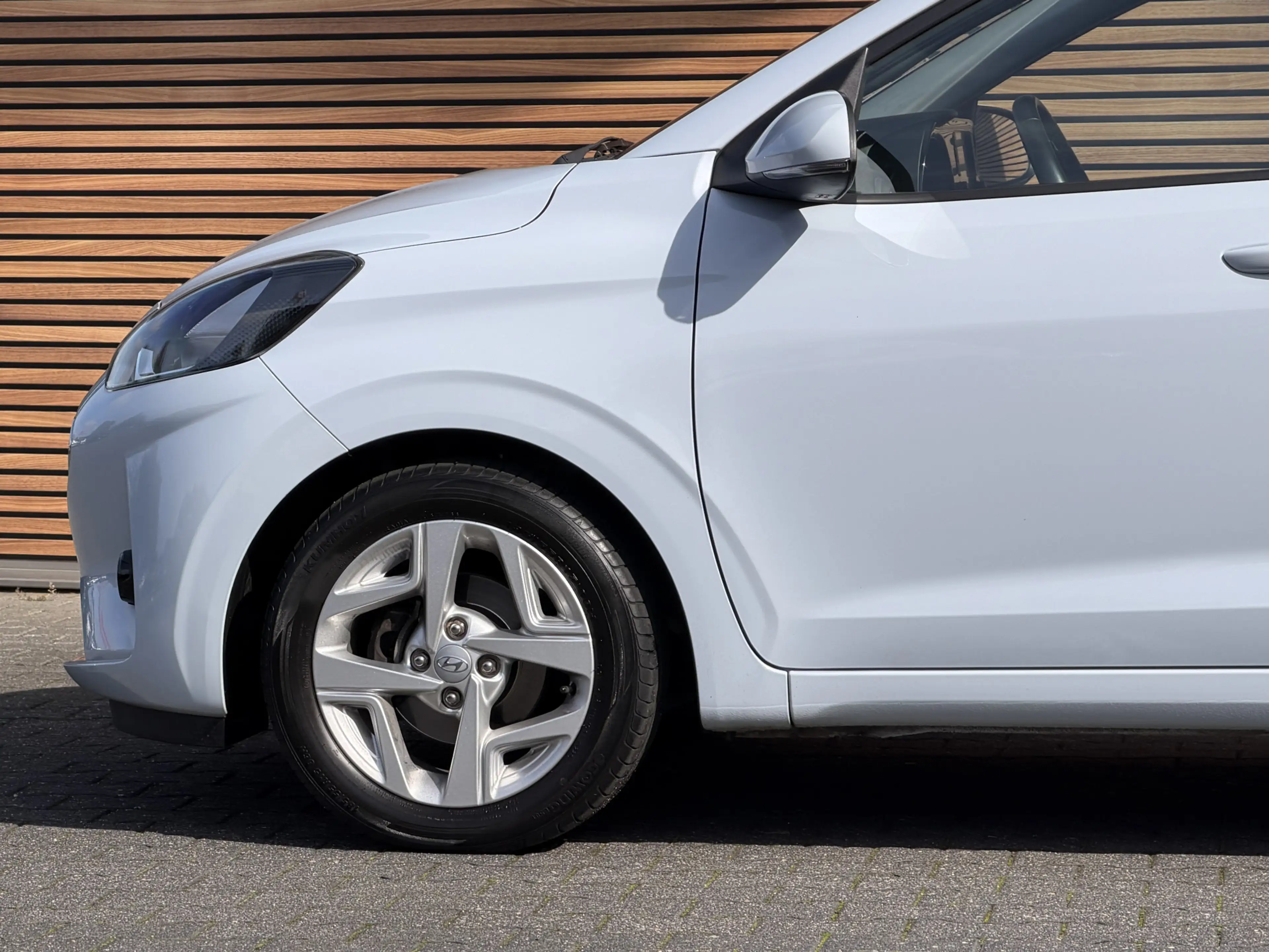 Hyundai i10 1.0 Comfort 5-zits Lm velgen / Automaat — photo 4