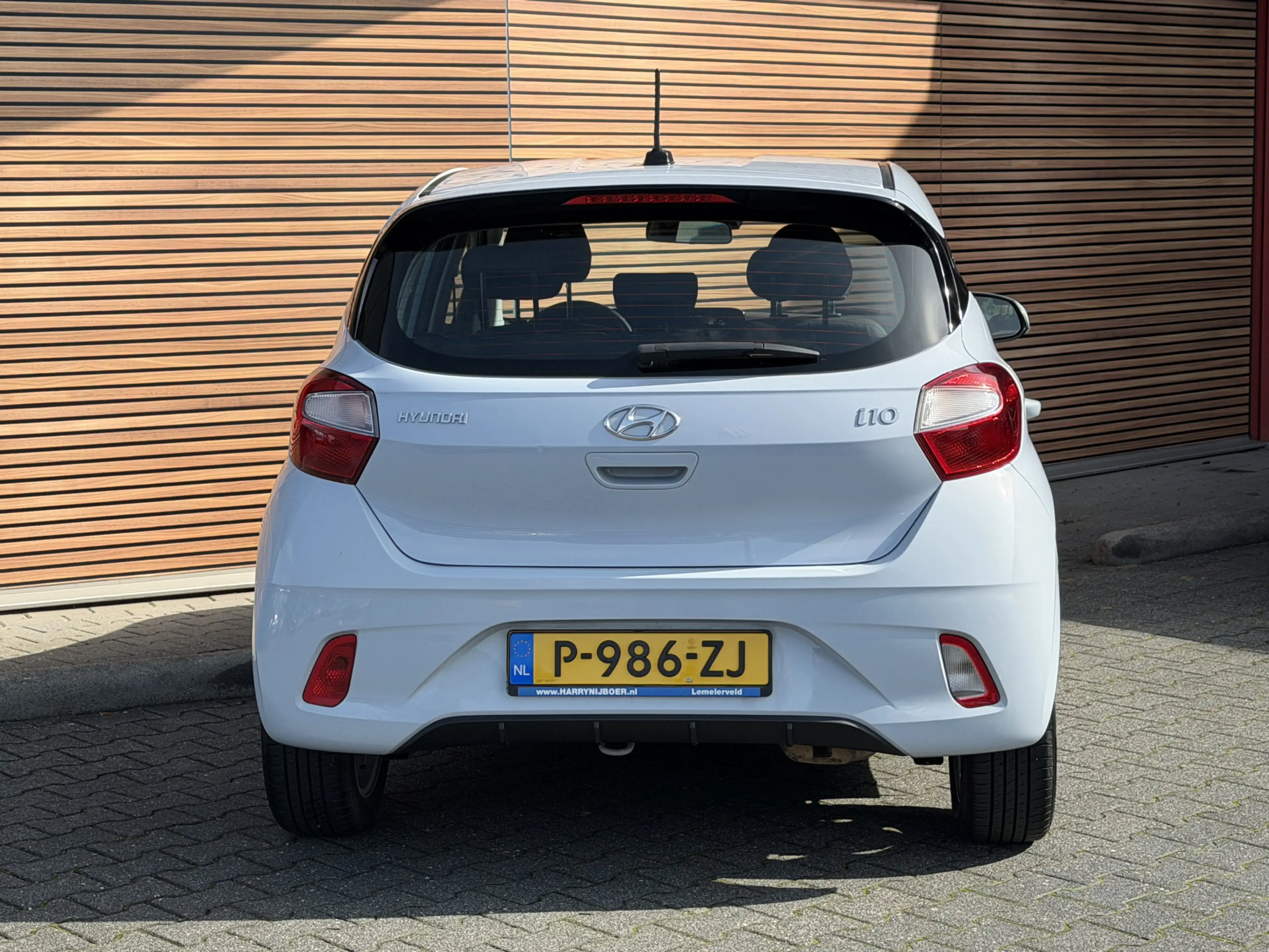 Hyundai i10 1.0 Comfort 5-zits Lm velgen / Automaat — photo 10