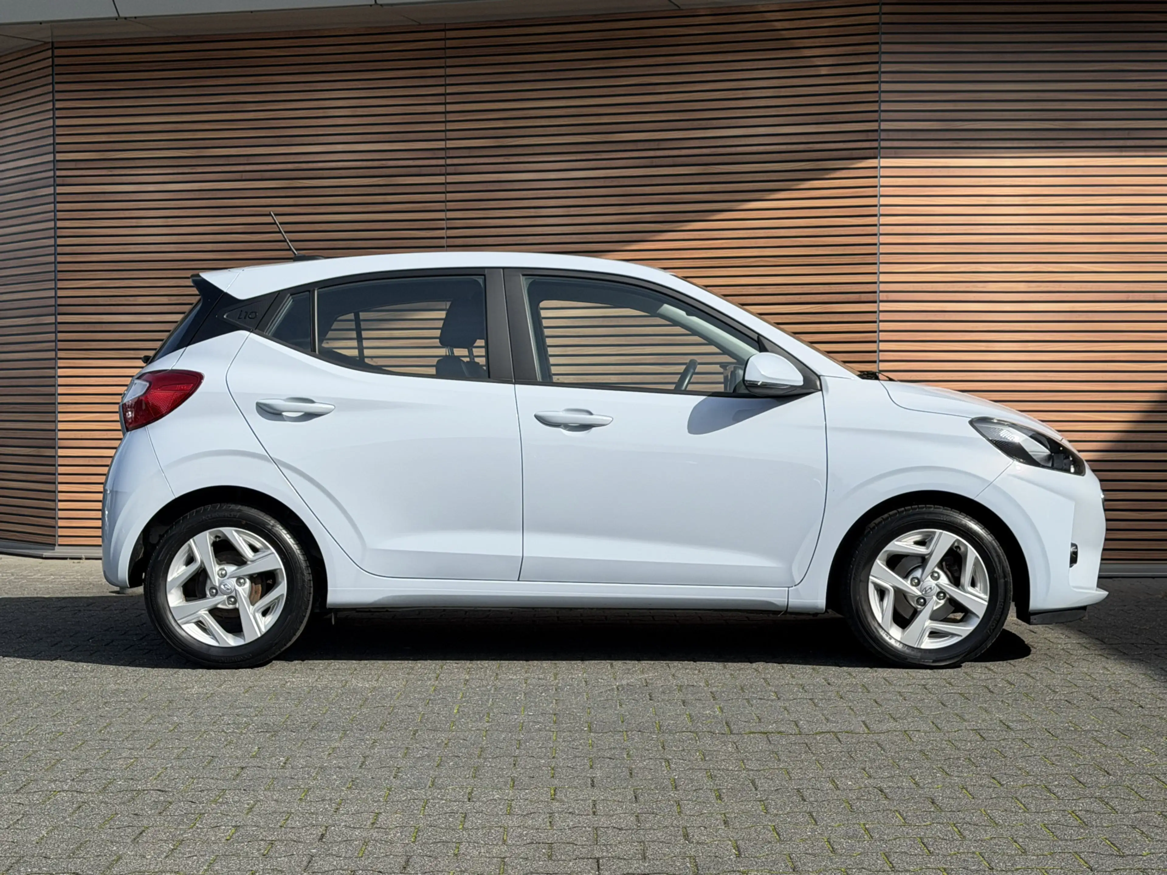Hyundai i10 1.0 Comfort 5-zits Lm velgen / Automaat — photo 8