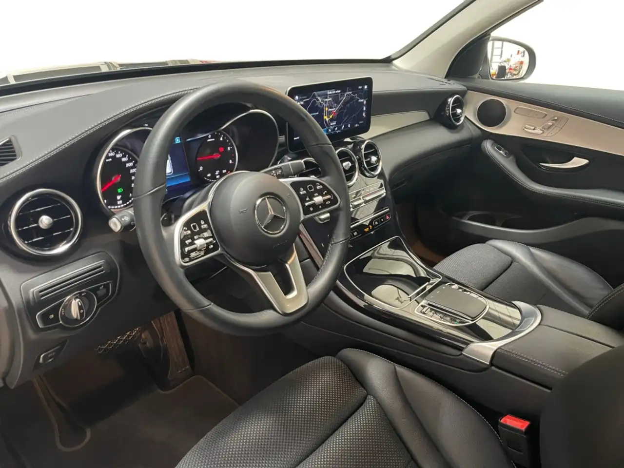 Mercedes-Benz GLC 220 d 4matic Exclusive+MBUX+Cam+LED+Navi+AUT 14