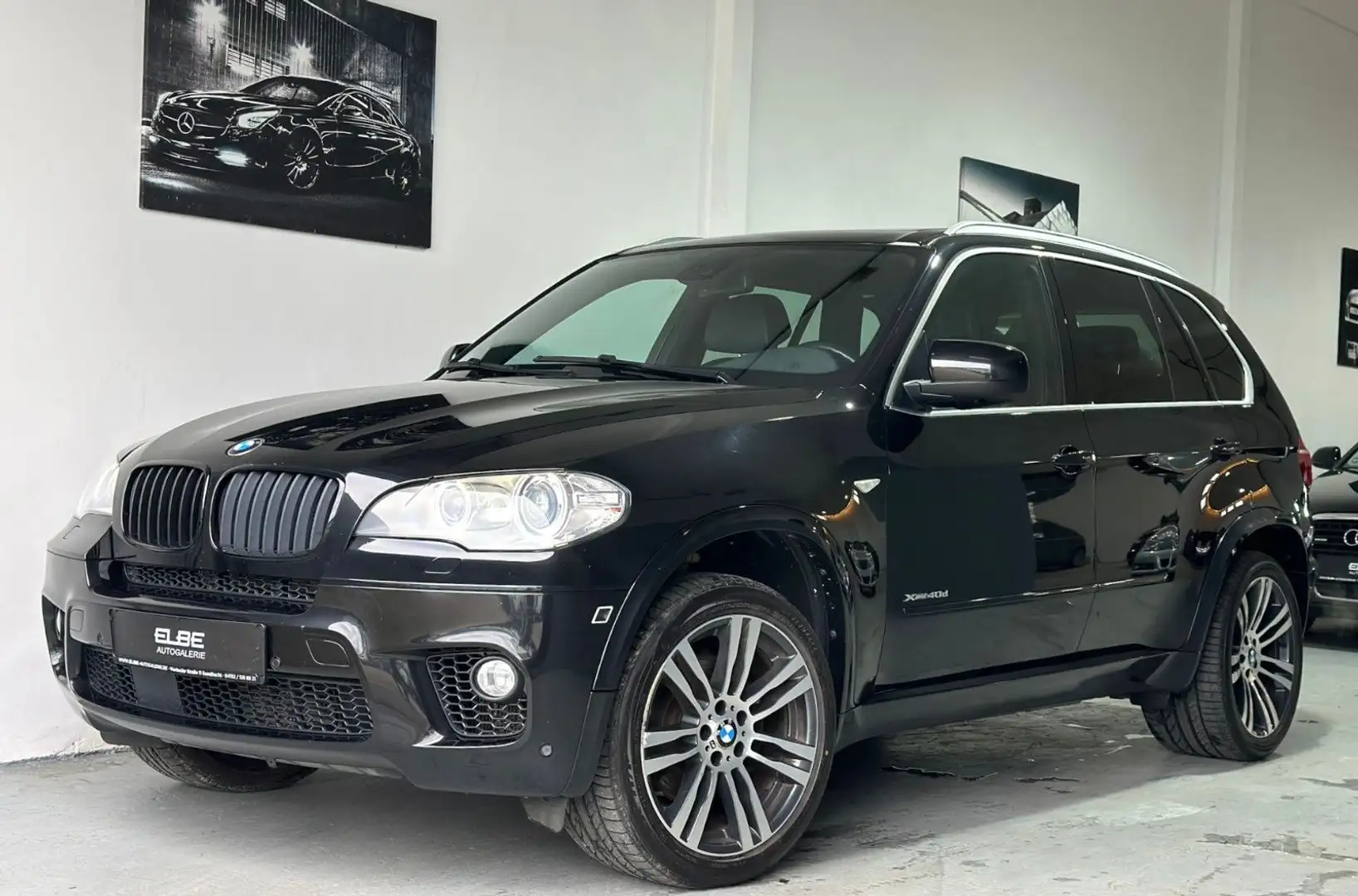 BMW X5 xDrive40d Steptronic M-Sport Edition Voll Schwarz - 2