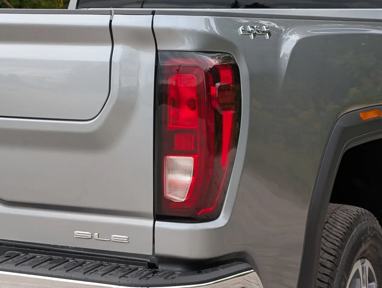 GMC Sierra 2500HD снимка GMC Sierra 2500HD