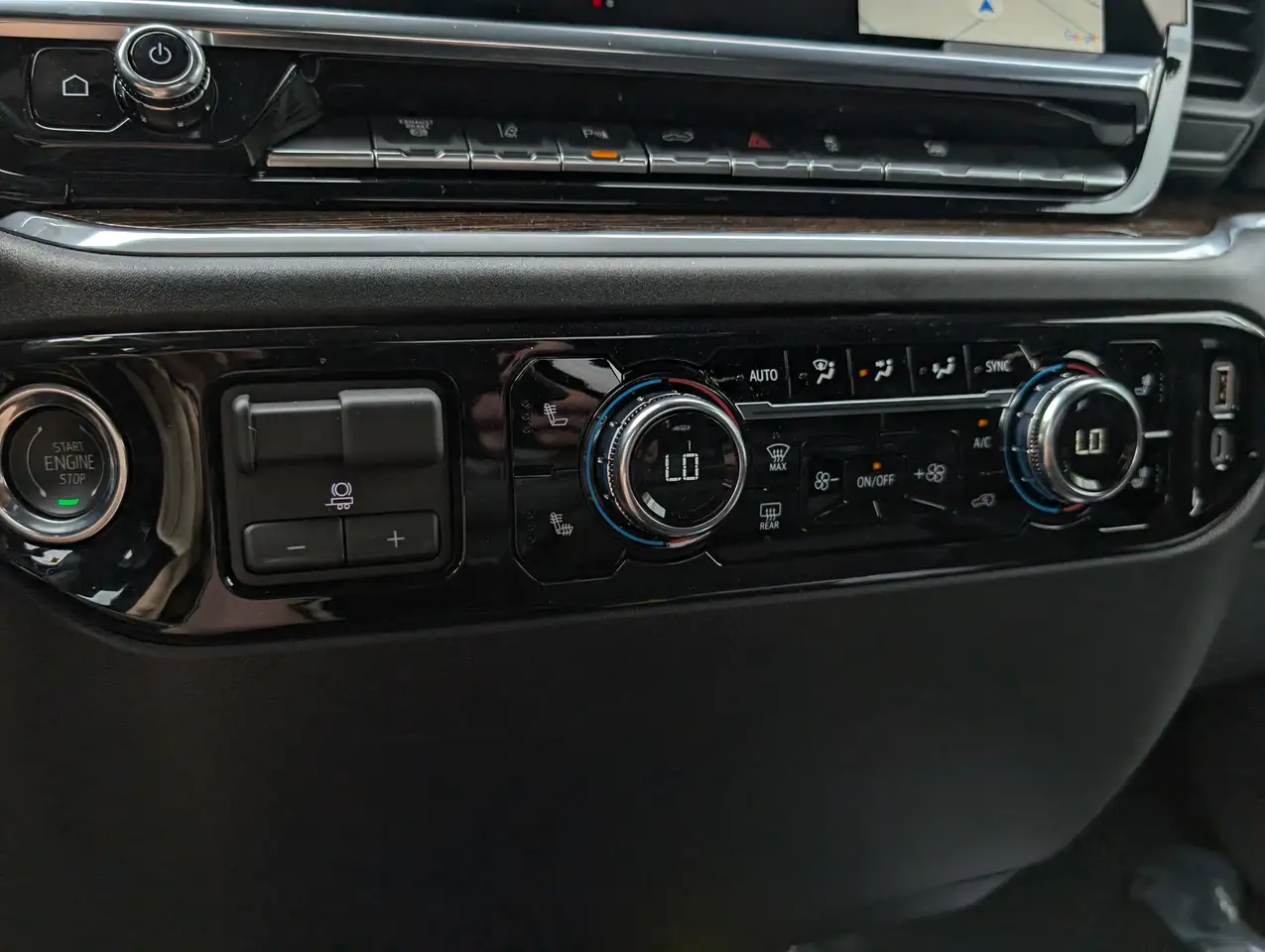 GMC Sierra 2500HD снимка GMC Sierra 2500HD
