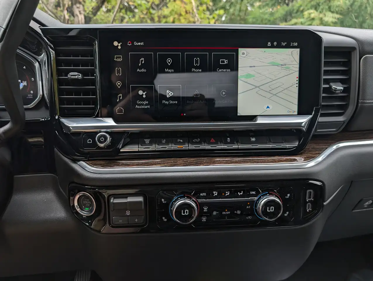 GMC Sierra 2500HD снимка GMC Sierra 2500HD