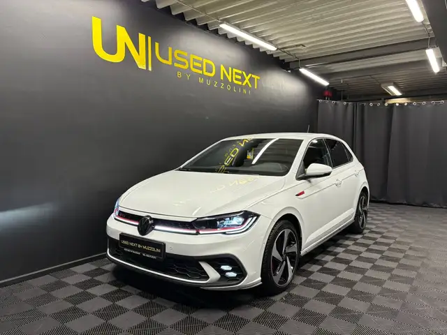 Volkswagen Polo GTI 2.0 tsi 207cv