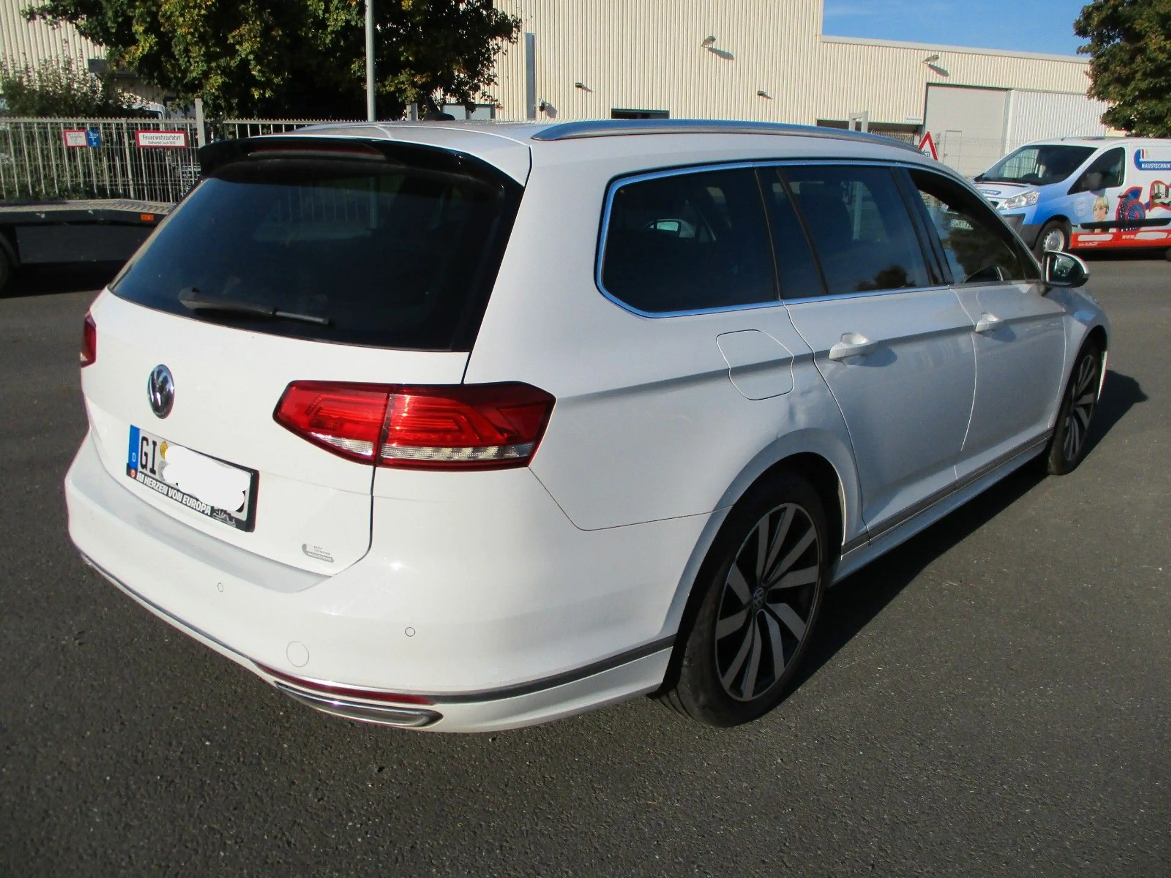 Volkswagen Passat Variant Passat R-Line Comfortline Unfallfrei 1 Hand DSG — photo 7