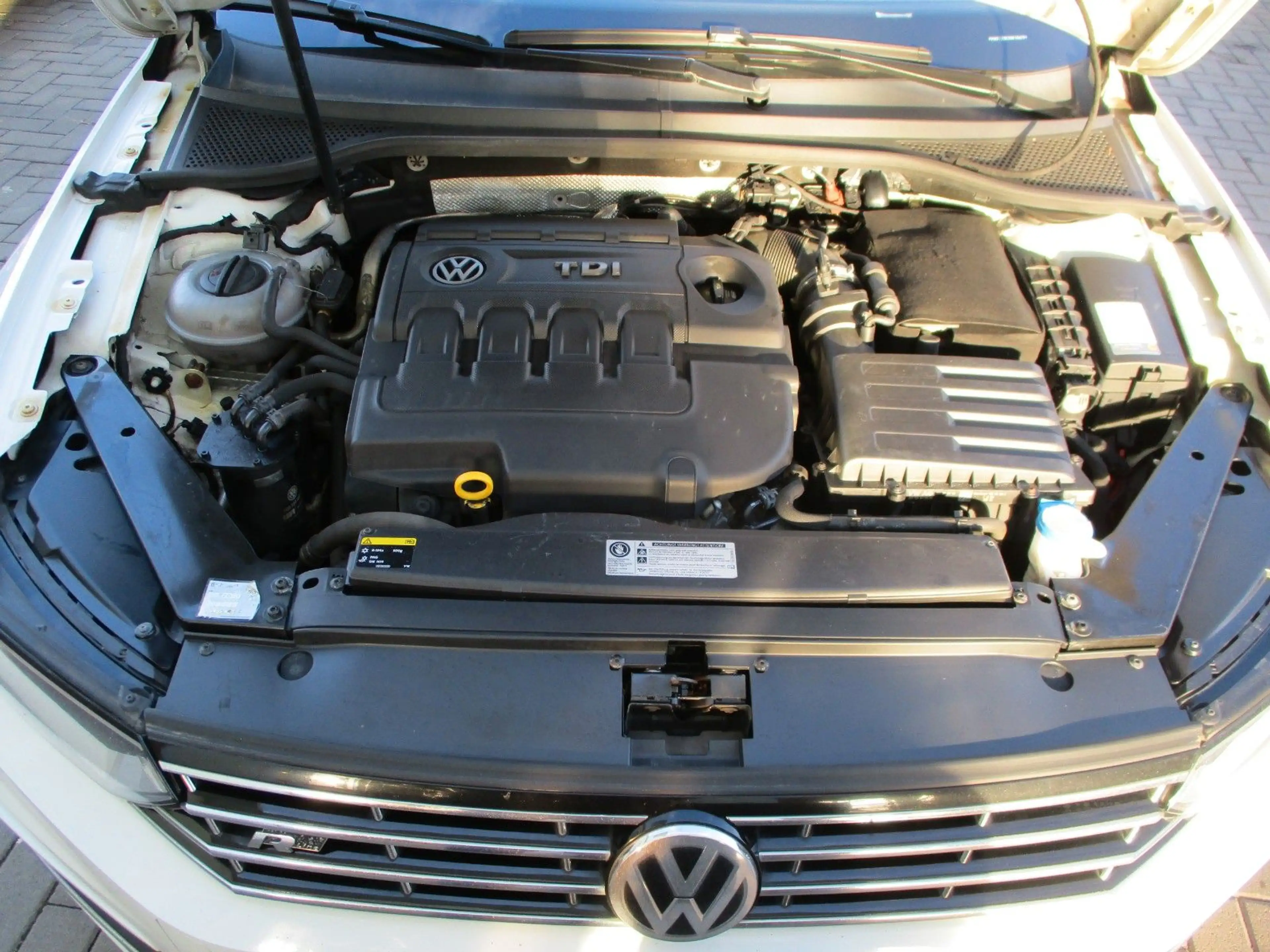 Volkswagen Passat Variant Passat R-Line Comfortline Unfallfrei 1 Hand DSG — photo 21