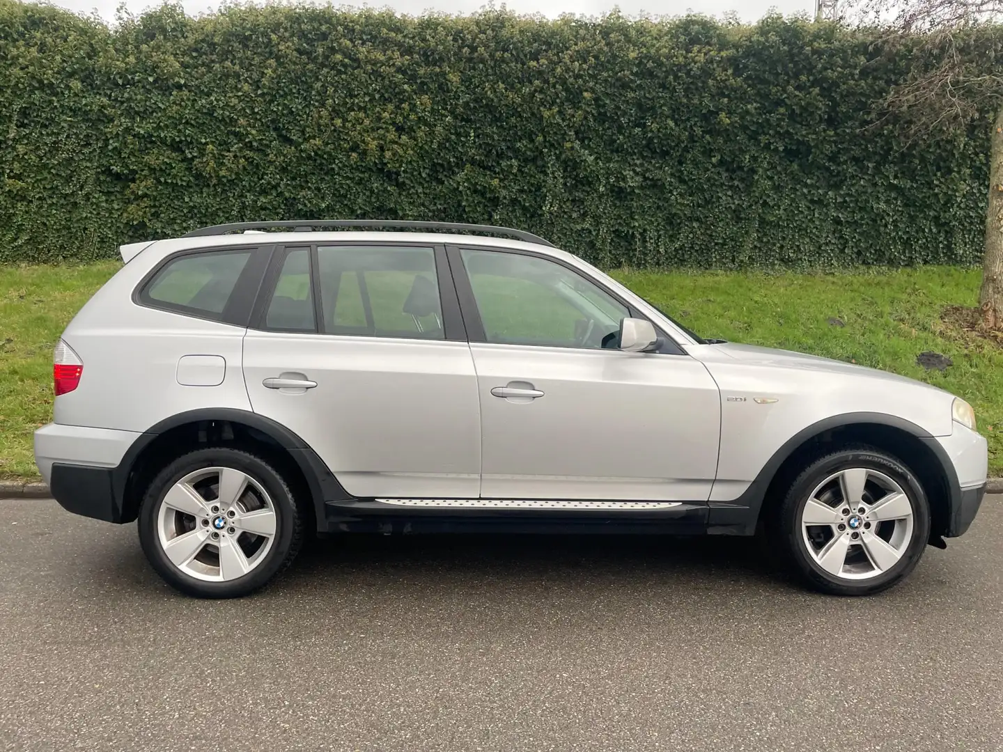 BMW X3 2.0i Executive - Leder - Sportstoelen Gris - 2