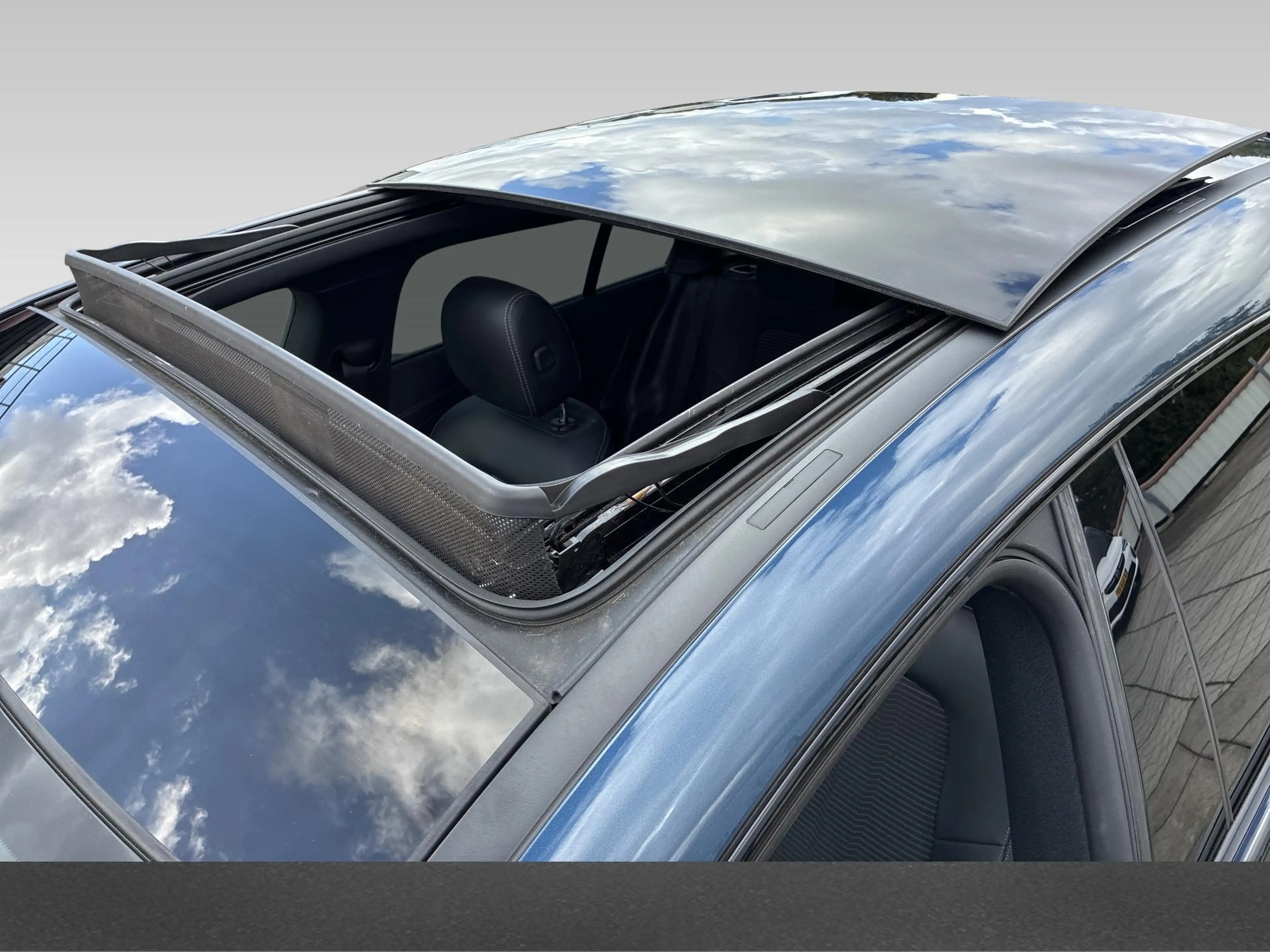Mercedes-Benz CLA 250 Shooting Brake e Luxury Line | Achteruitrijcamera — photo 11