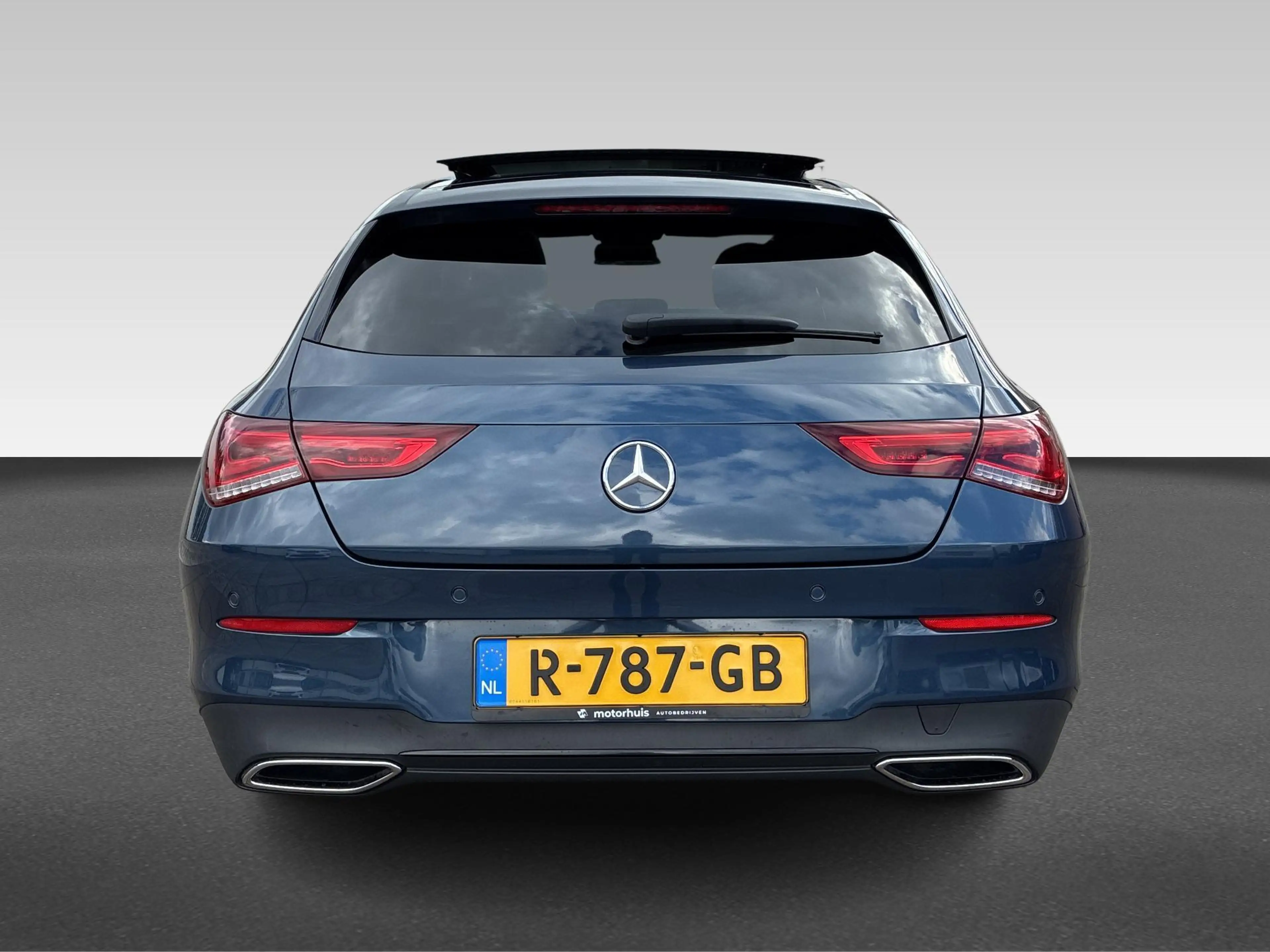 Mercedes-Benz CLA 250 Shooting Brake e Luxury Line | Achteruitrijcamera — photo 7