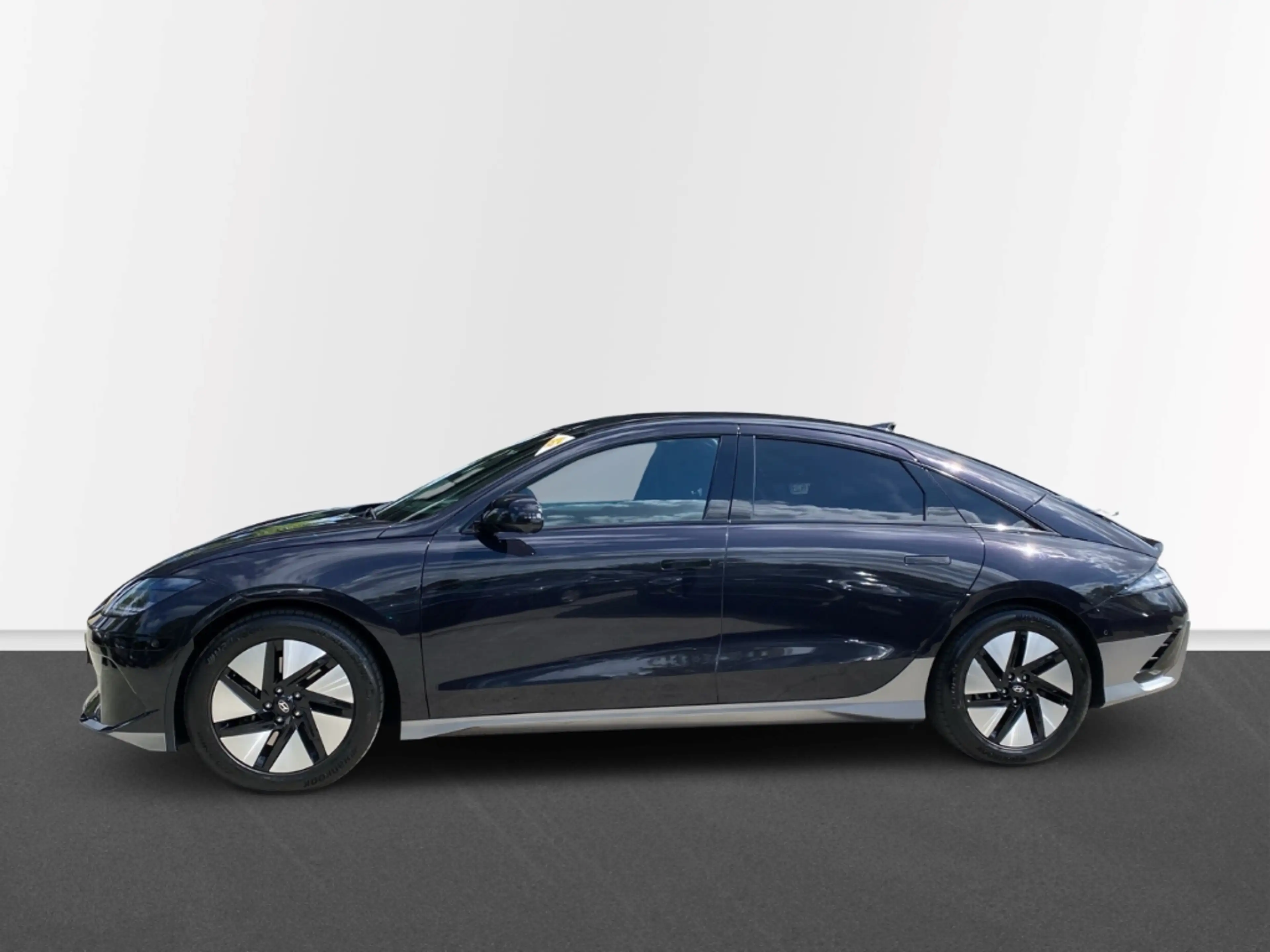 Hyundai IONIQ 6 Techniq Elektro Heckantrieb HUD 360 Kamera — photo 2