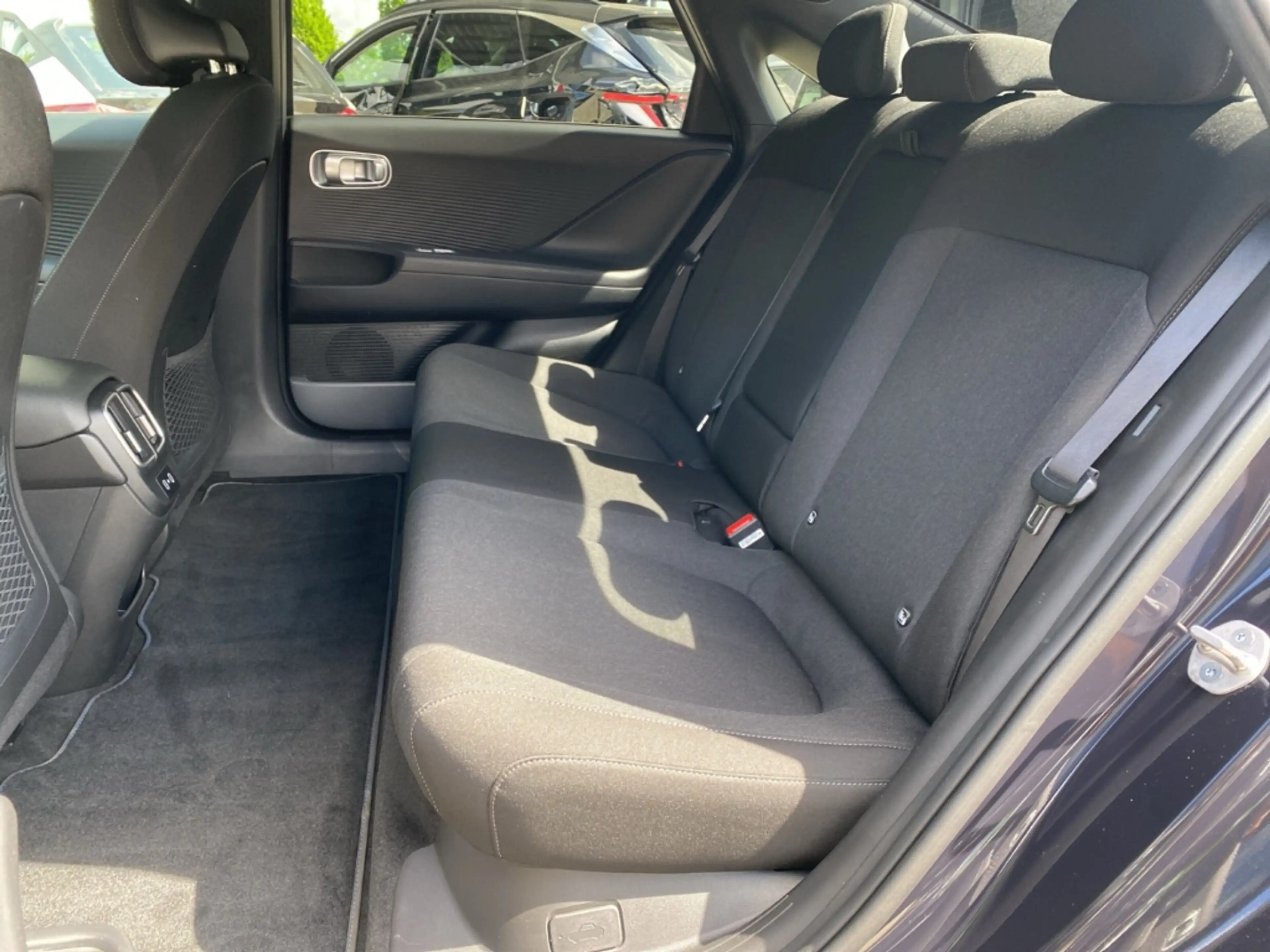 Hyundai IONIQ 6 Techniq Elektro Heckantrieb HUD 360 Kamera — photo 9