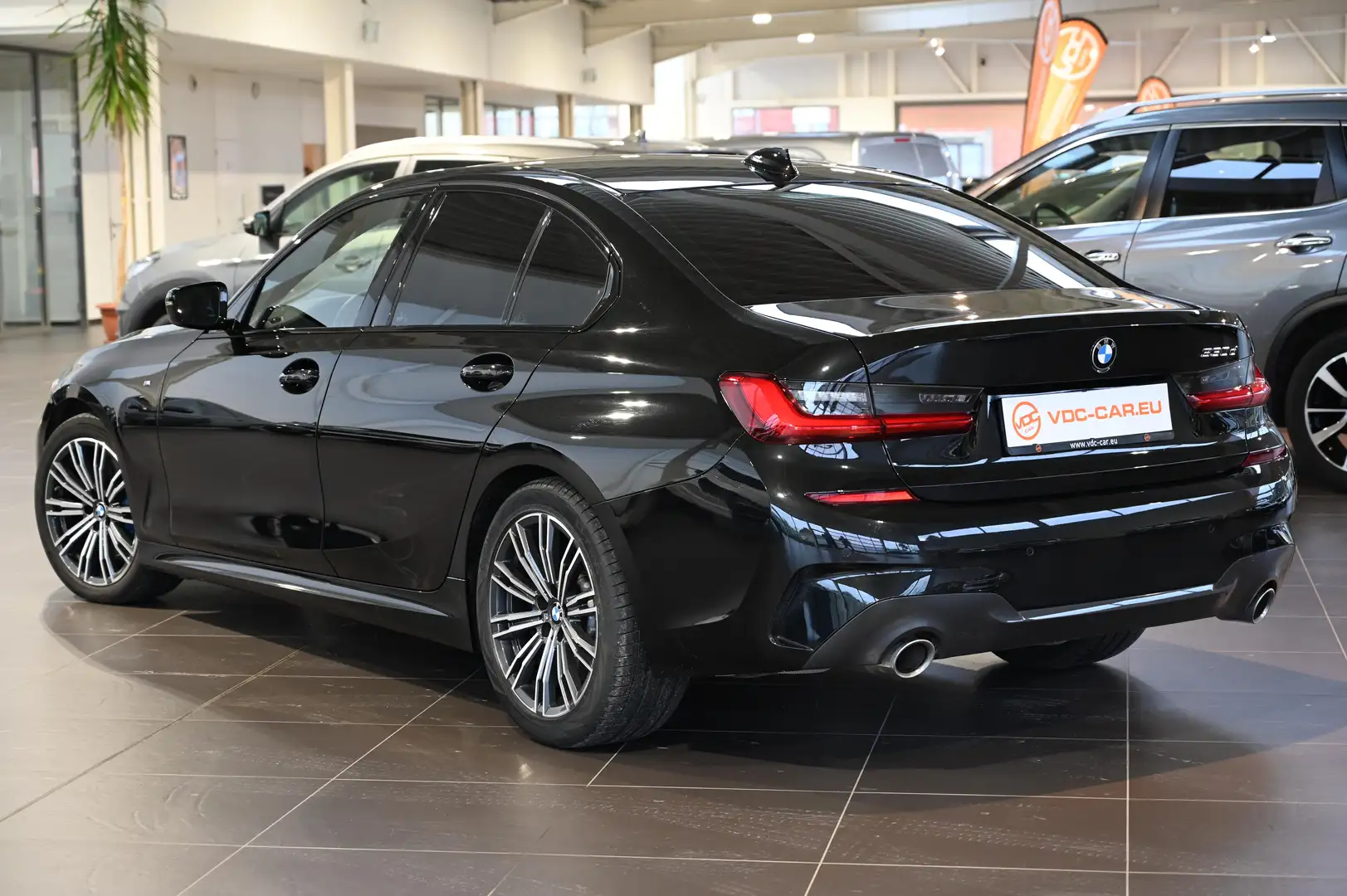 BMW 330 M Sport Zwart - 2