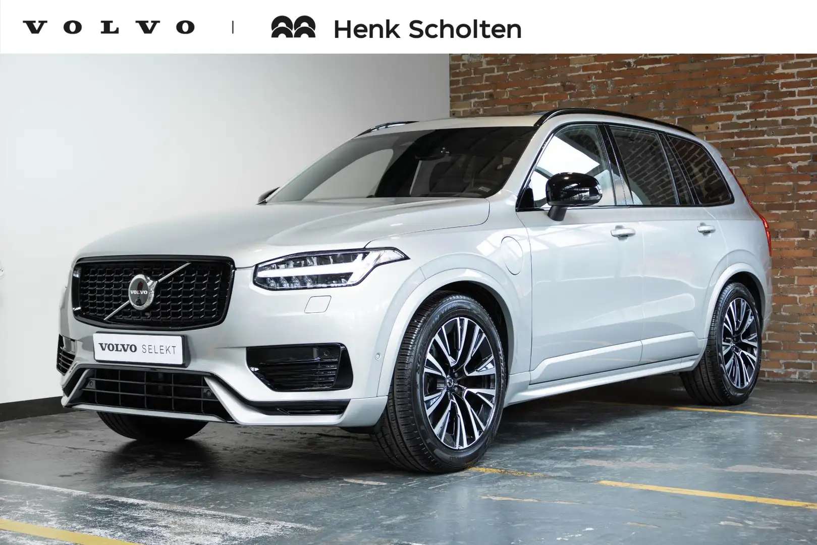 Volvo XC90 T8 Automaat Ultimate Dark, Luchtvering | Semi Elec Stříbrná - 1
