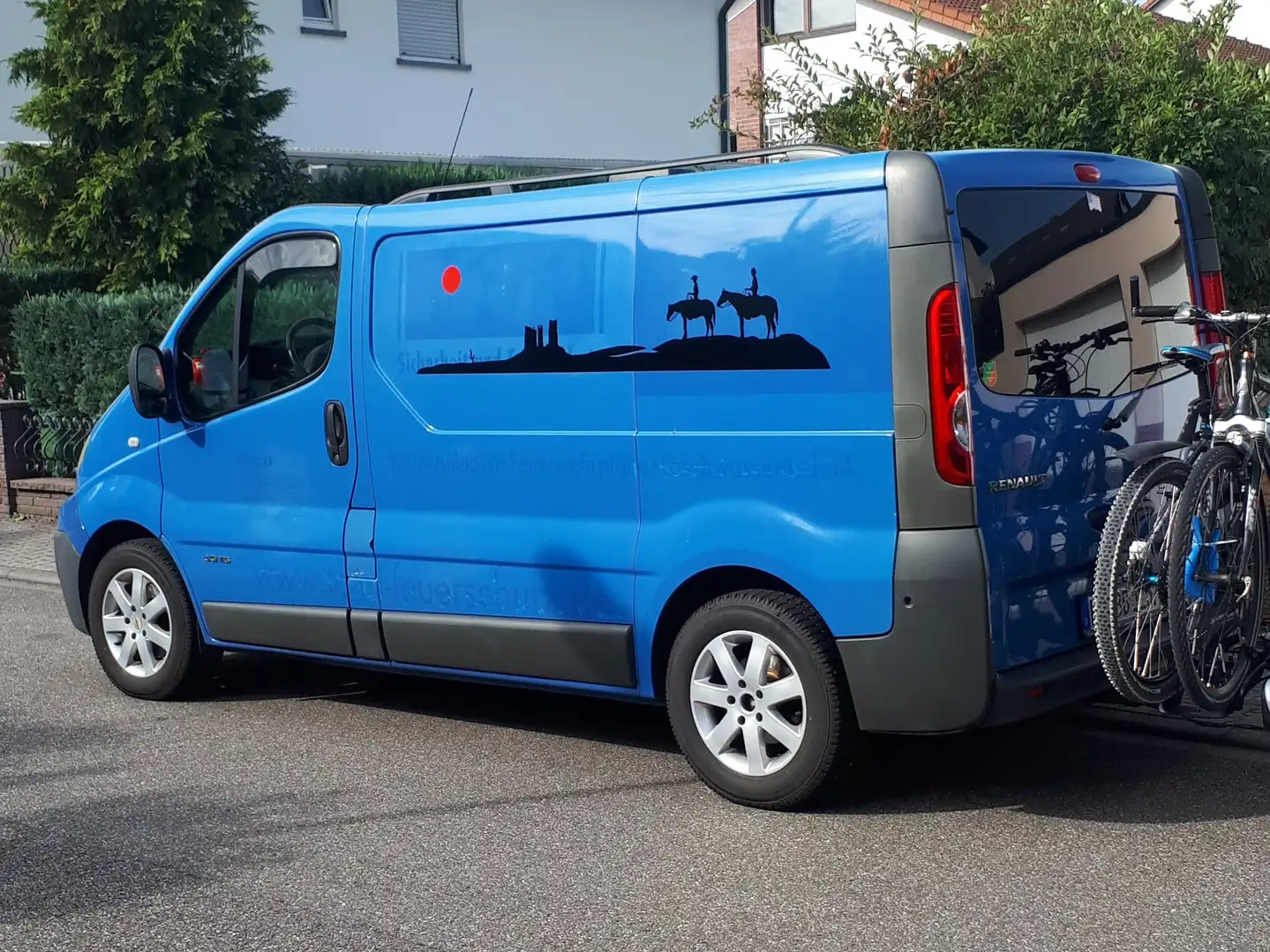 Renault Trafic Trafic 2.0 dCi 115 L1H1 Blau - 1